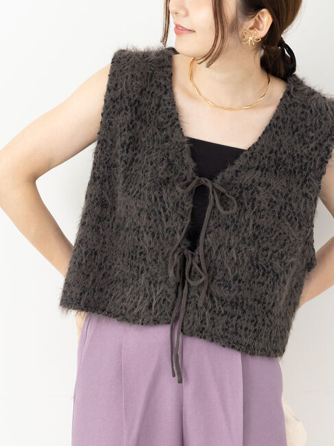 Te chichi TERRASSE「ポンポンヤーンニットショートベスト」|ダウンベスト・ベスト|チャコールグレー