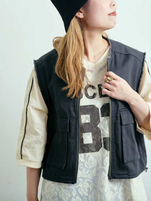 SM2「ツイル/デニムフリンジショートベスト」|ダウンベスト・ベスト|チャコールグレー