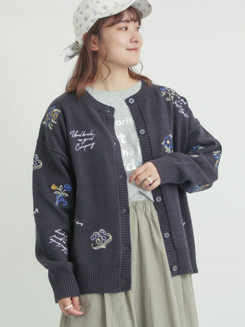 Samansa Mos2「花+ロゴ総柄刺繍カーディガン」|カーディガン|ネイビー