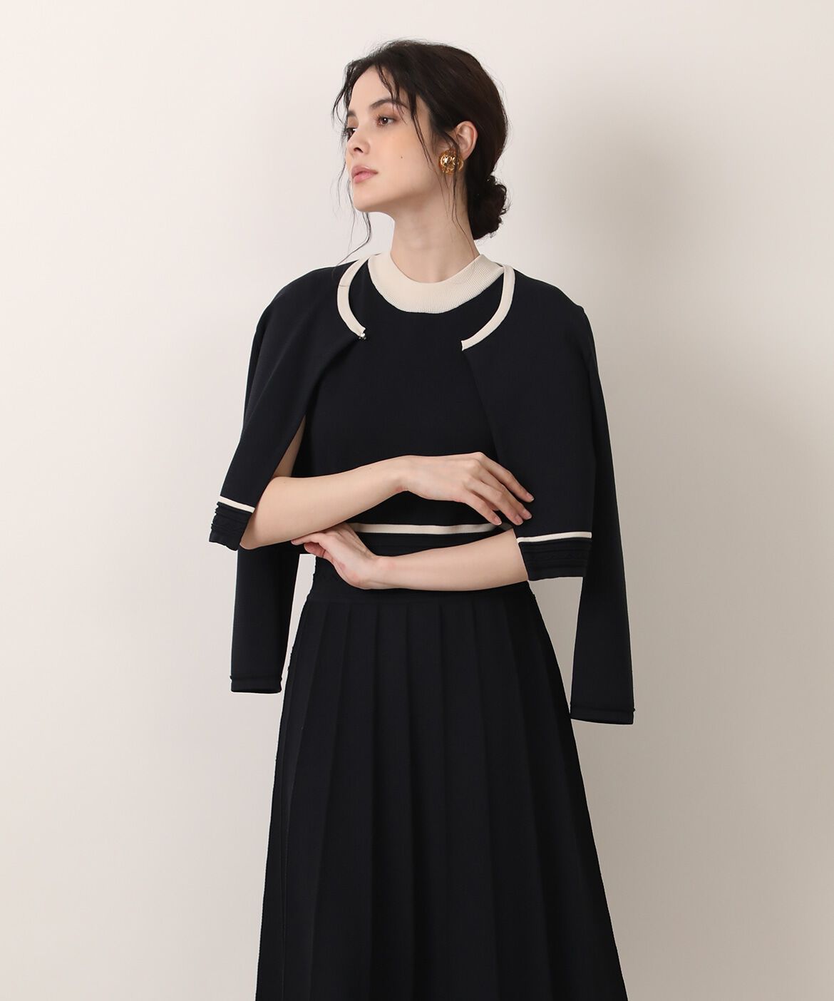 Maglie le cassetto「《M Maglie le cassetto》バイカラーボレロカーディガン」|カーディガン|ネイビー