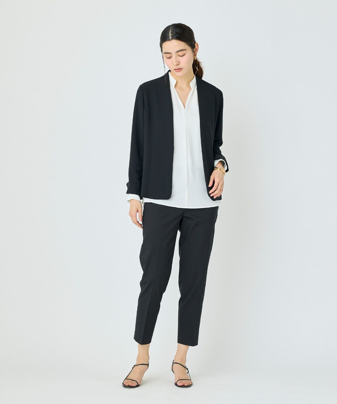 DAY by DAY it&rsquo;s international「バックサテンノーカラージャケット」|ノーカラージャケット|