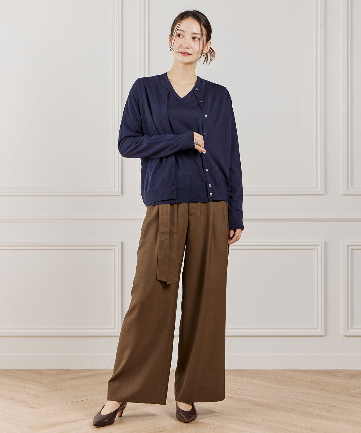 INED「FF30ゲージ Vネックニット」|ニット・セーター|