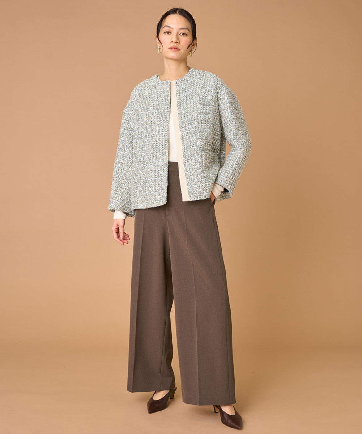 INED「ツイードジャケット《LINTON》」|ノーカラージャケット|