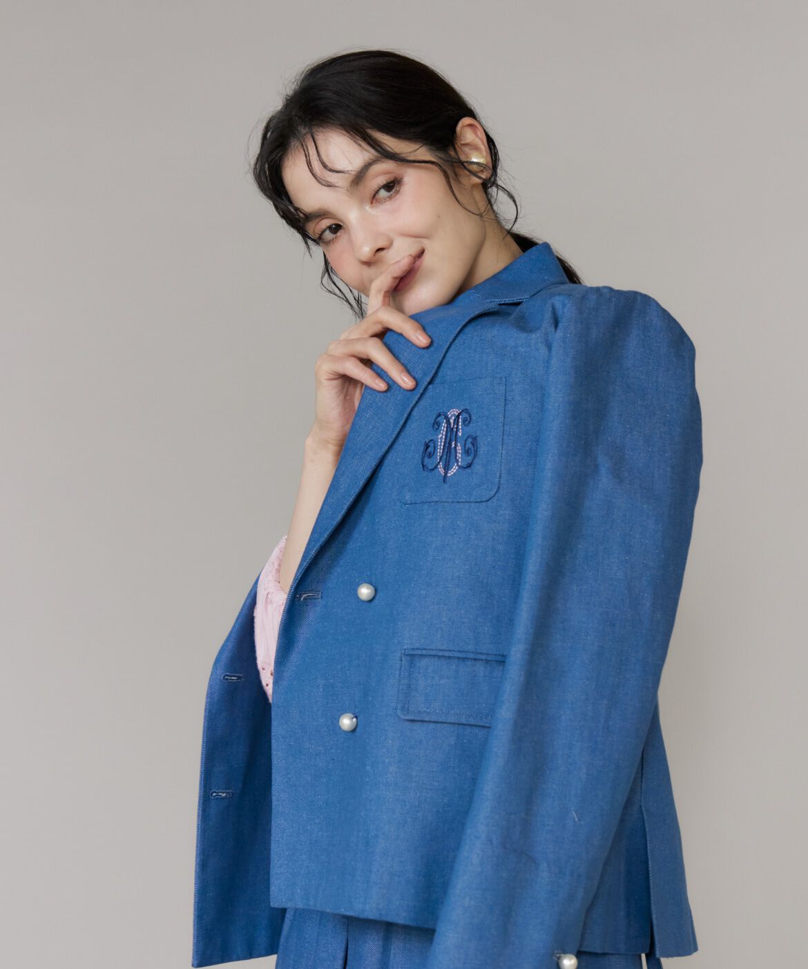 Maglie le cassetto「《WEB・POPUP限定》刺繍コンパクトデニムジャケット《M Maglie le cassetto》」|デニムジャケット|