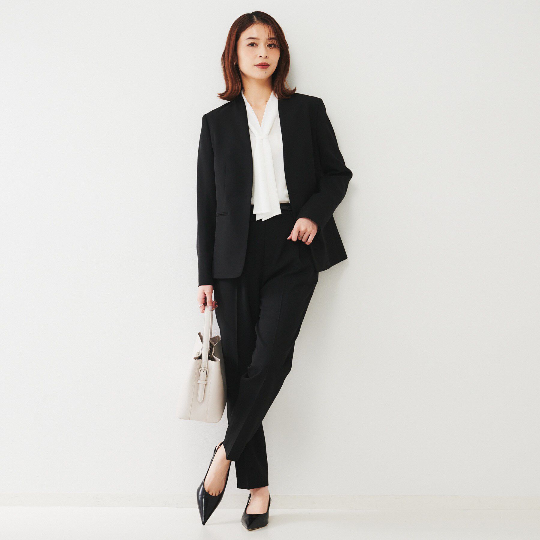 UNTITLED「【通勤スーツ】ライトウェイト カラーレスジャケット」|ノーカラージャケット|