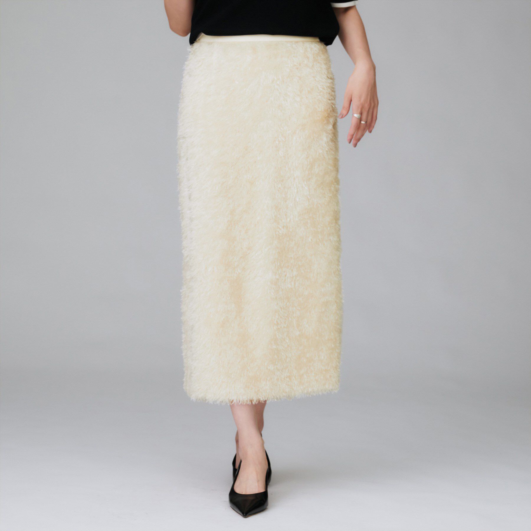 UNTITLED「【後ろウエストゴム/洗える/タイト】シャギーナロースカート」|スカート|