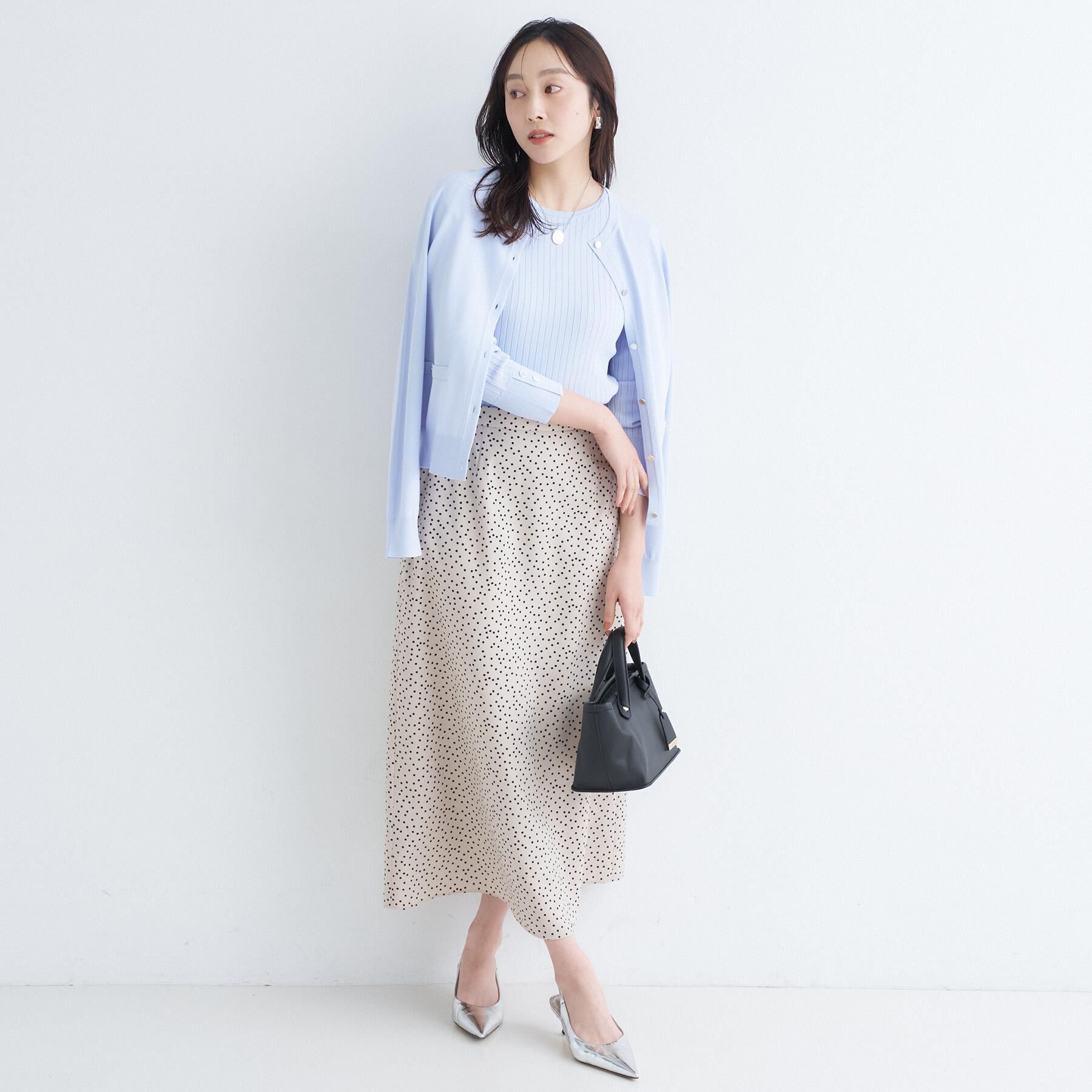 UNTITLED「【アンサンブル可/洗える】クルーネックニットカーディガン」|カーディガン|