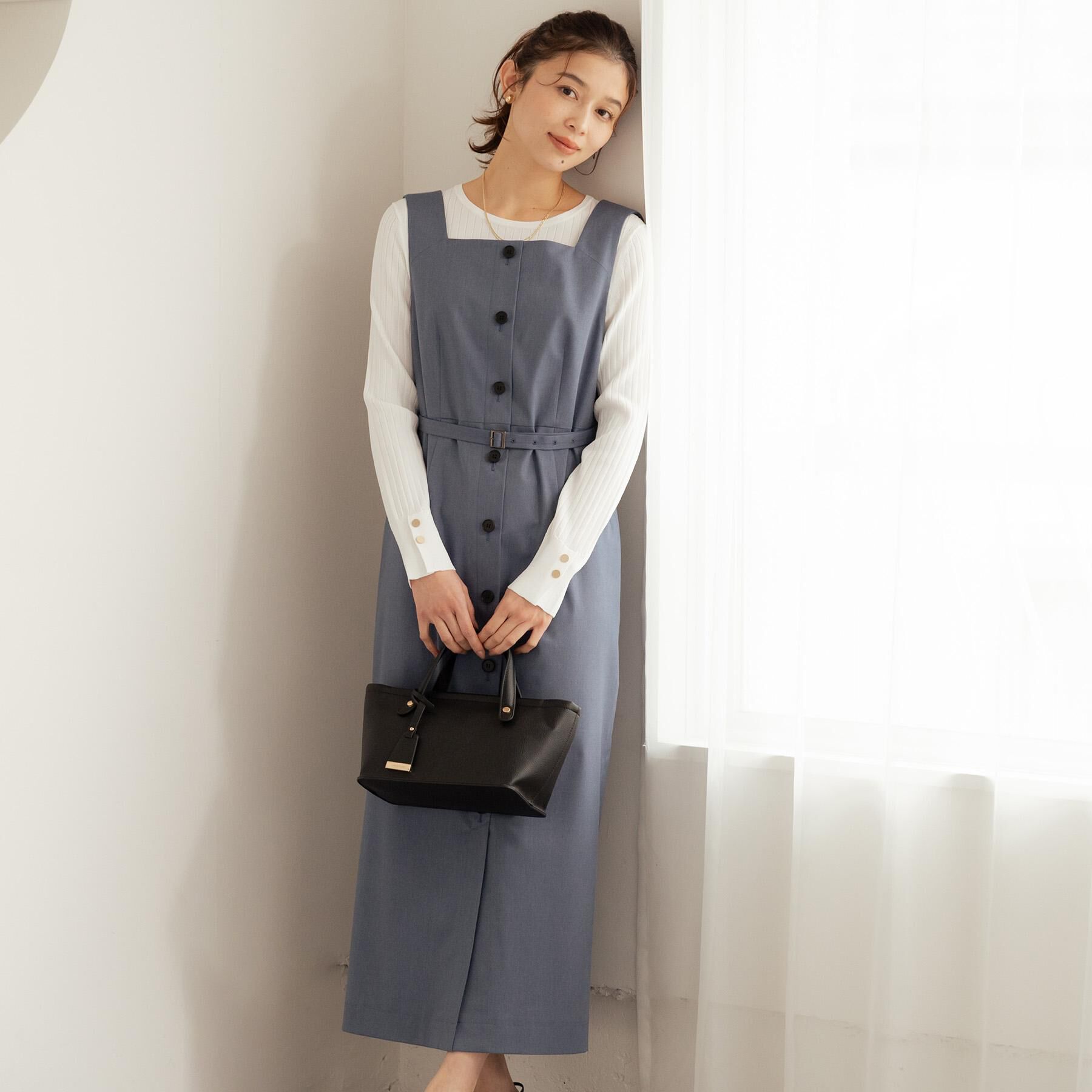 UNTITLED「スクエアネックジャンパースカート」|ワンピース|ブルー(092)