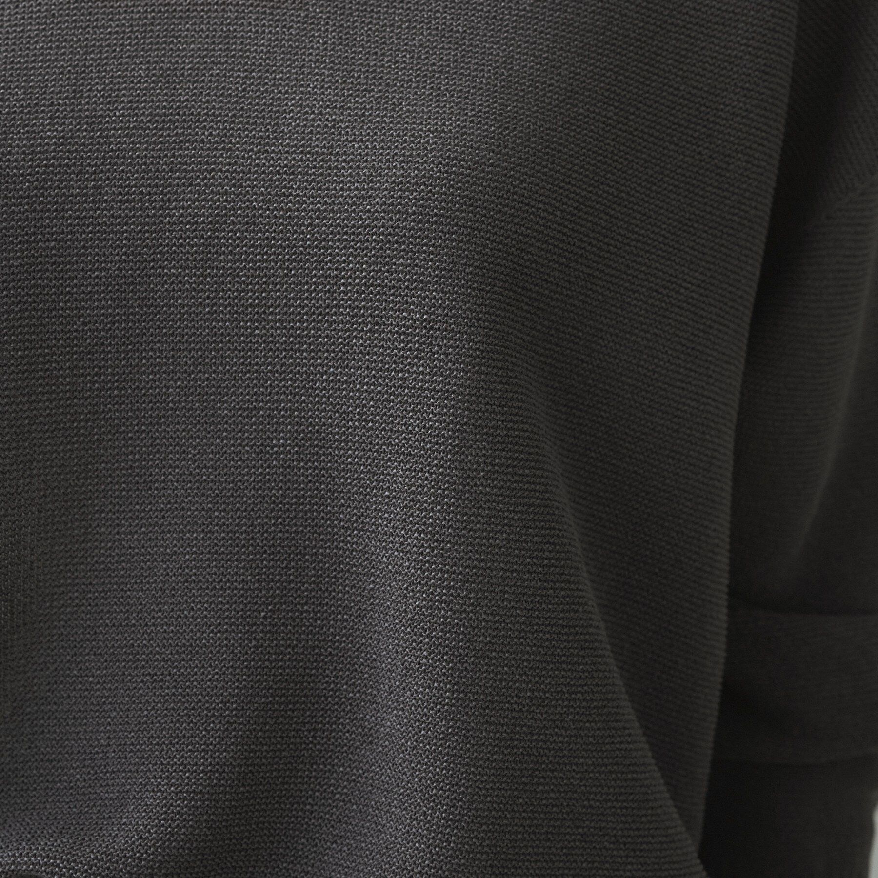 UNTITLED「ドライタッチVネックニット」|ニット・セーター|