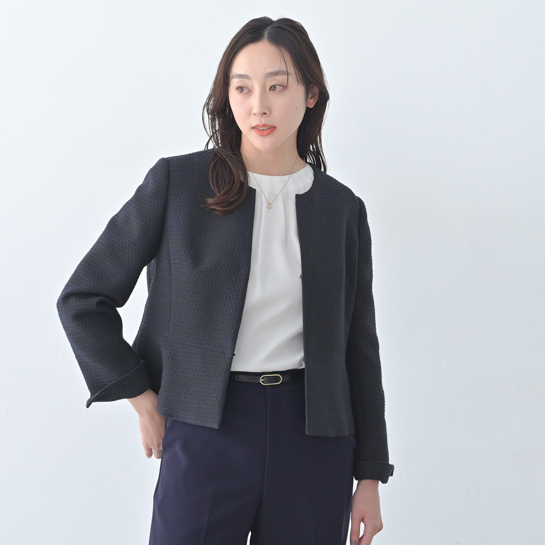 UNTITLED「【きれいめ】ツイード ペプラムジャケット」|ノーカラージャケット|