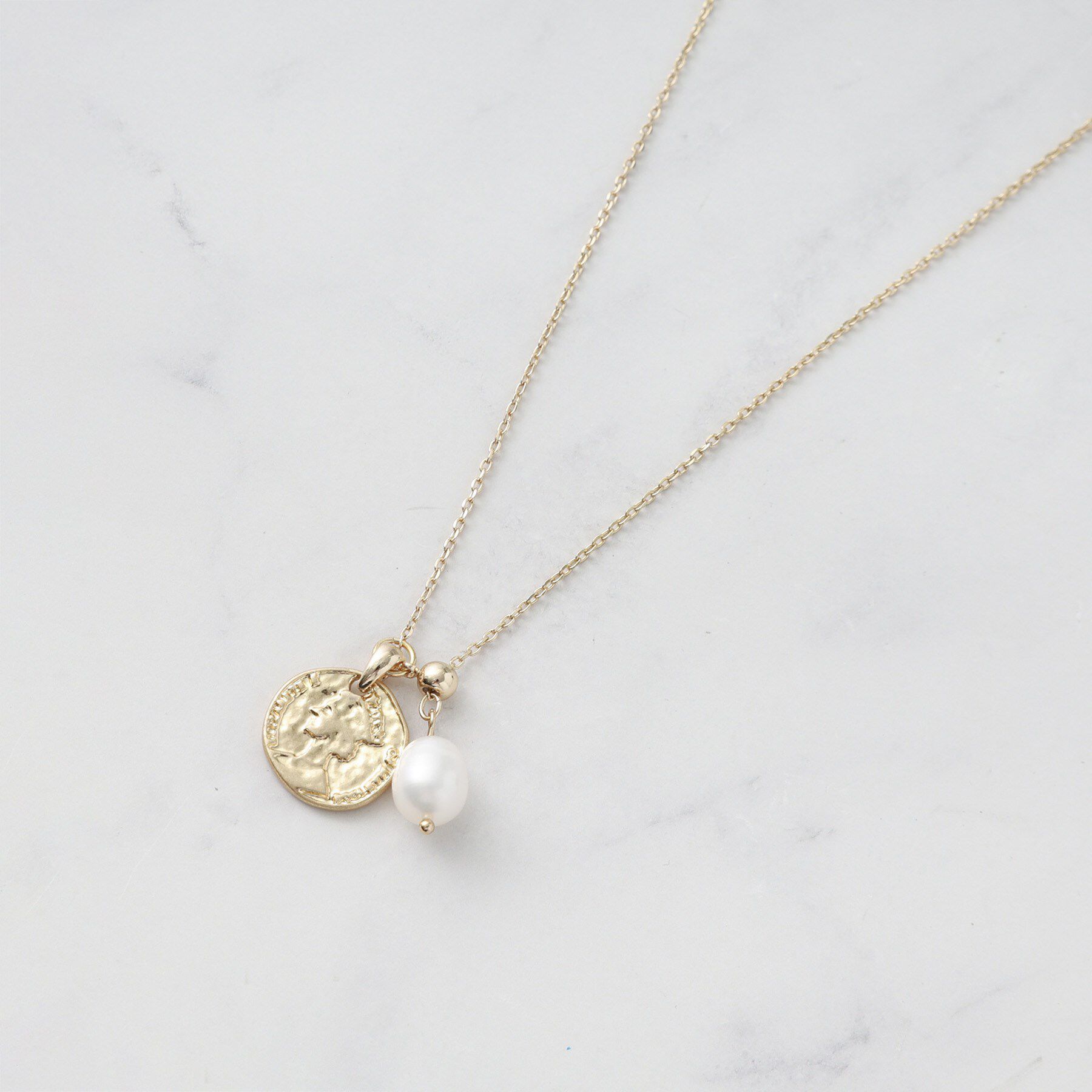 Reflect「【チェーン長さ調節可】コインパーツ&times;淡水パールネックレス」|ネックレス|ゴールド(007)