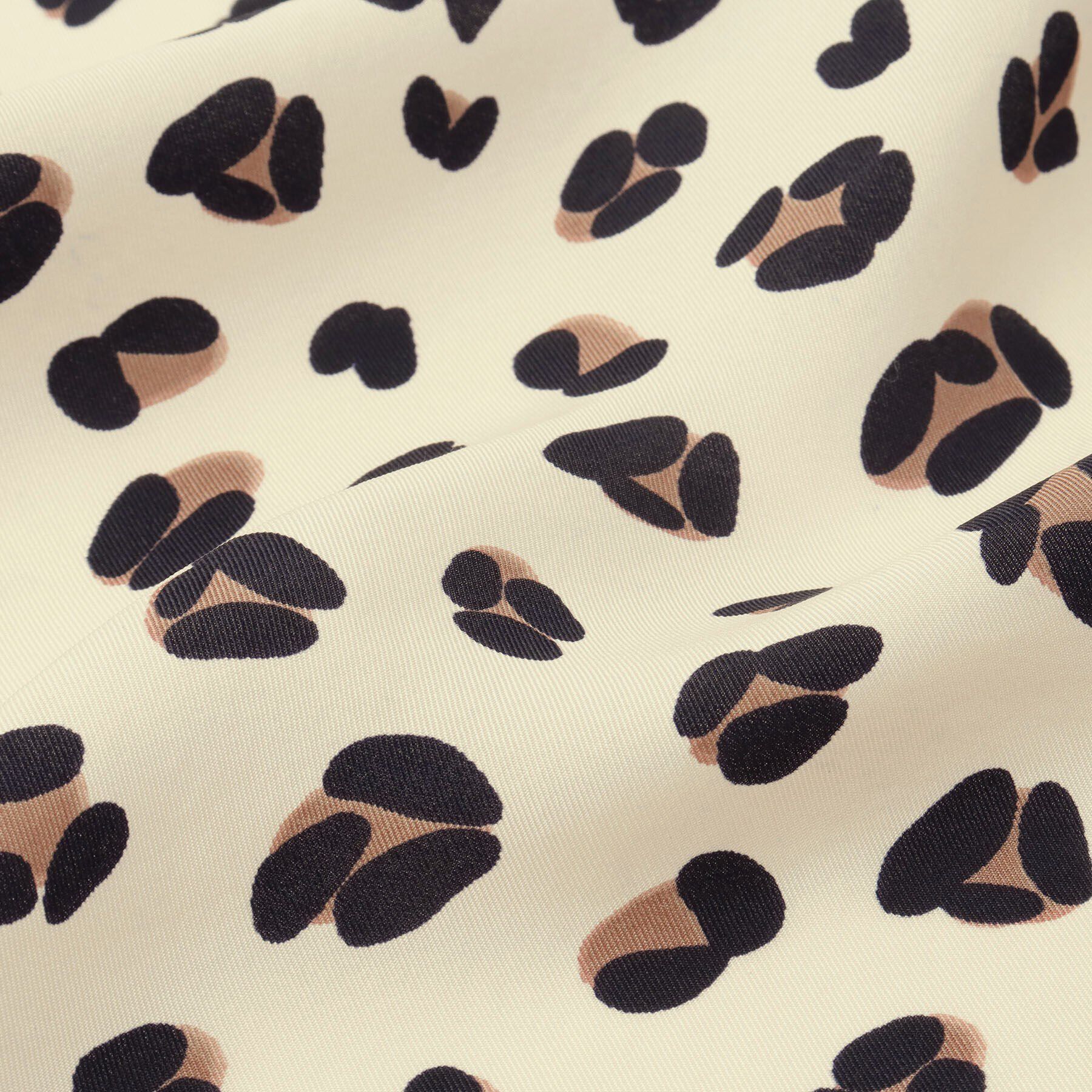 DRESSTERIOR「レオパードシルクスカーフ」|バンダナ・スカーフ|