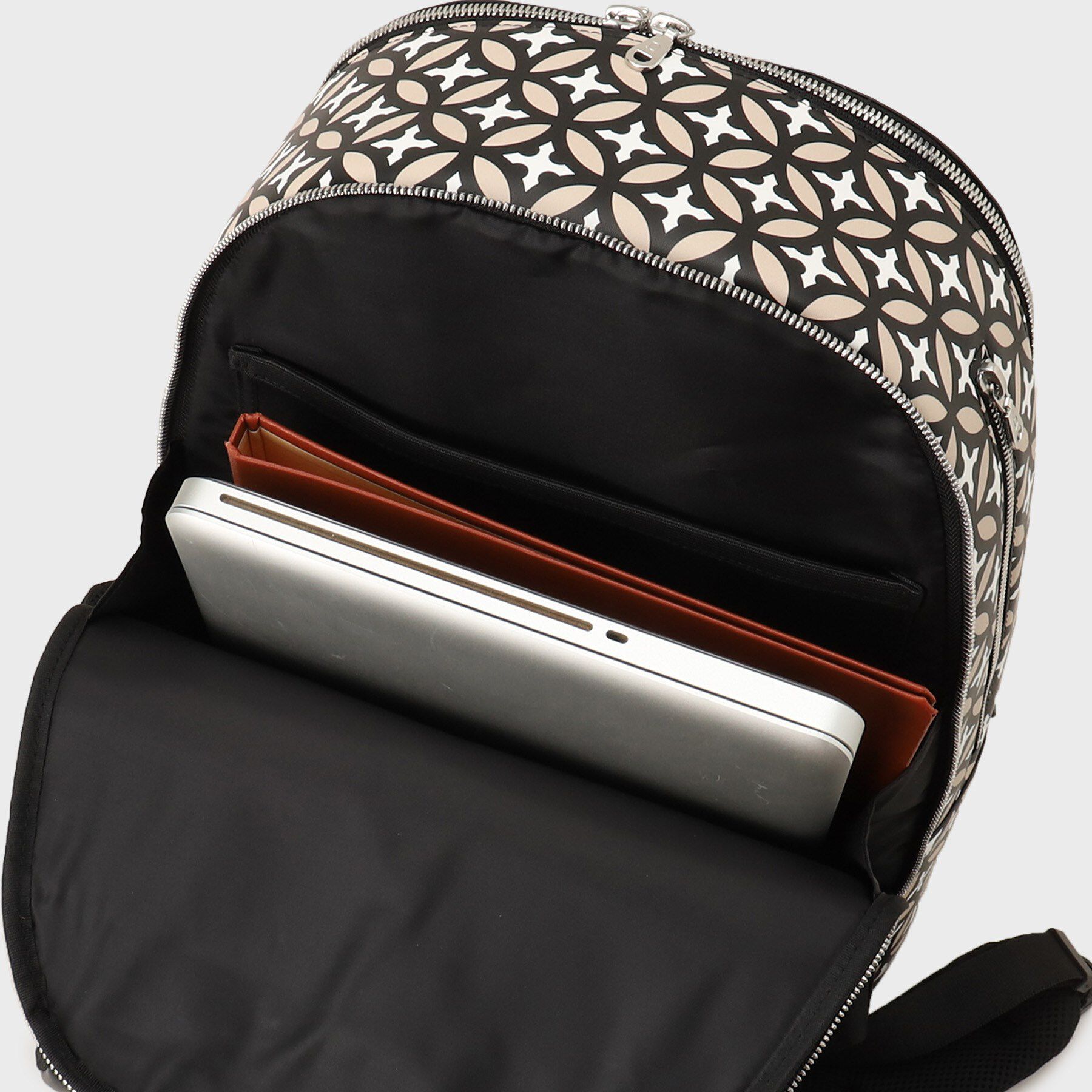 DRESSTERIOR「オーバーラップサークル バックパック」|リュック|