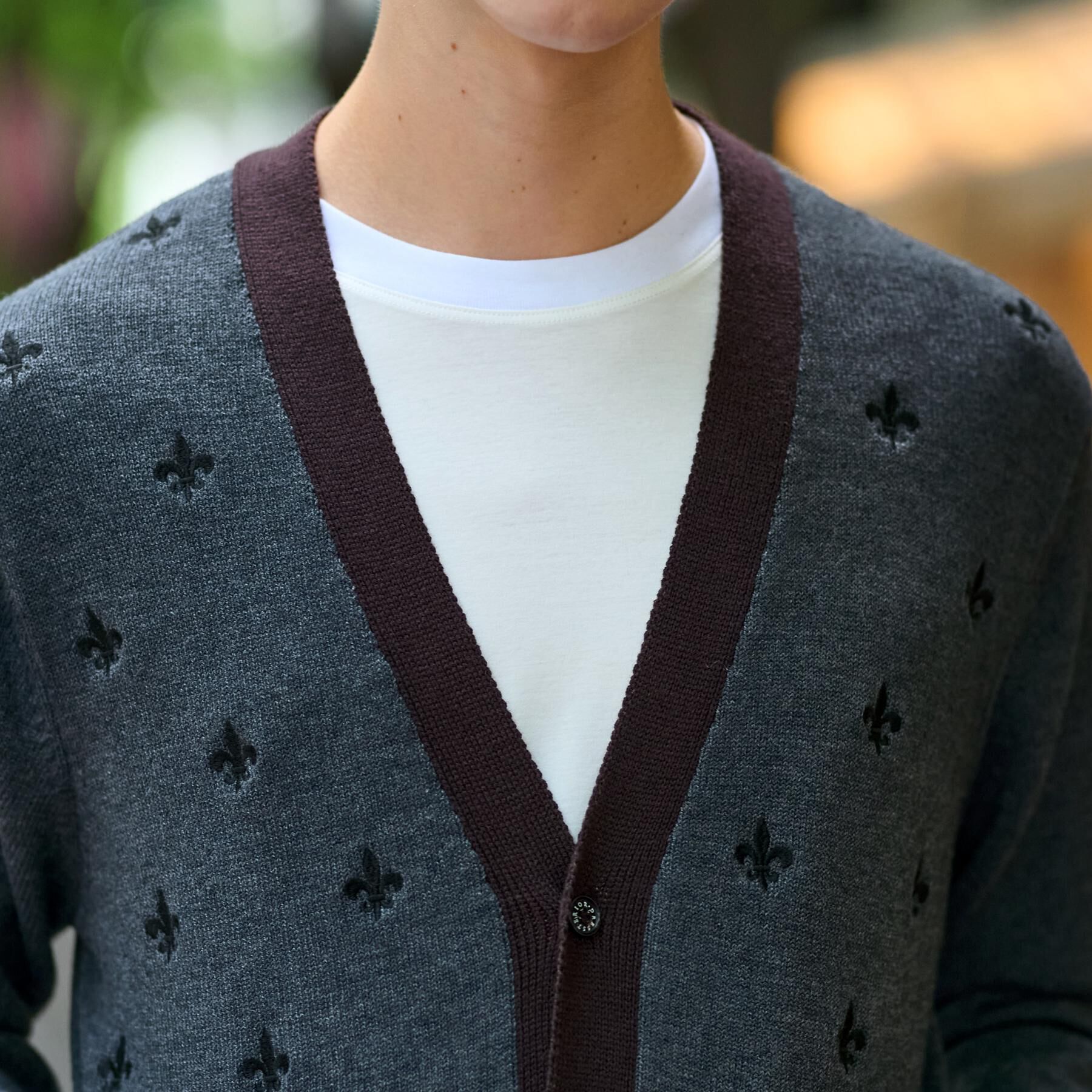 DRESSTERIOR「エンブロイダリー ニットカーディガン」|カーディガン|