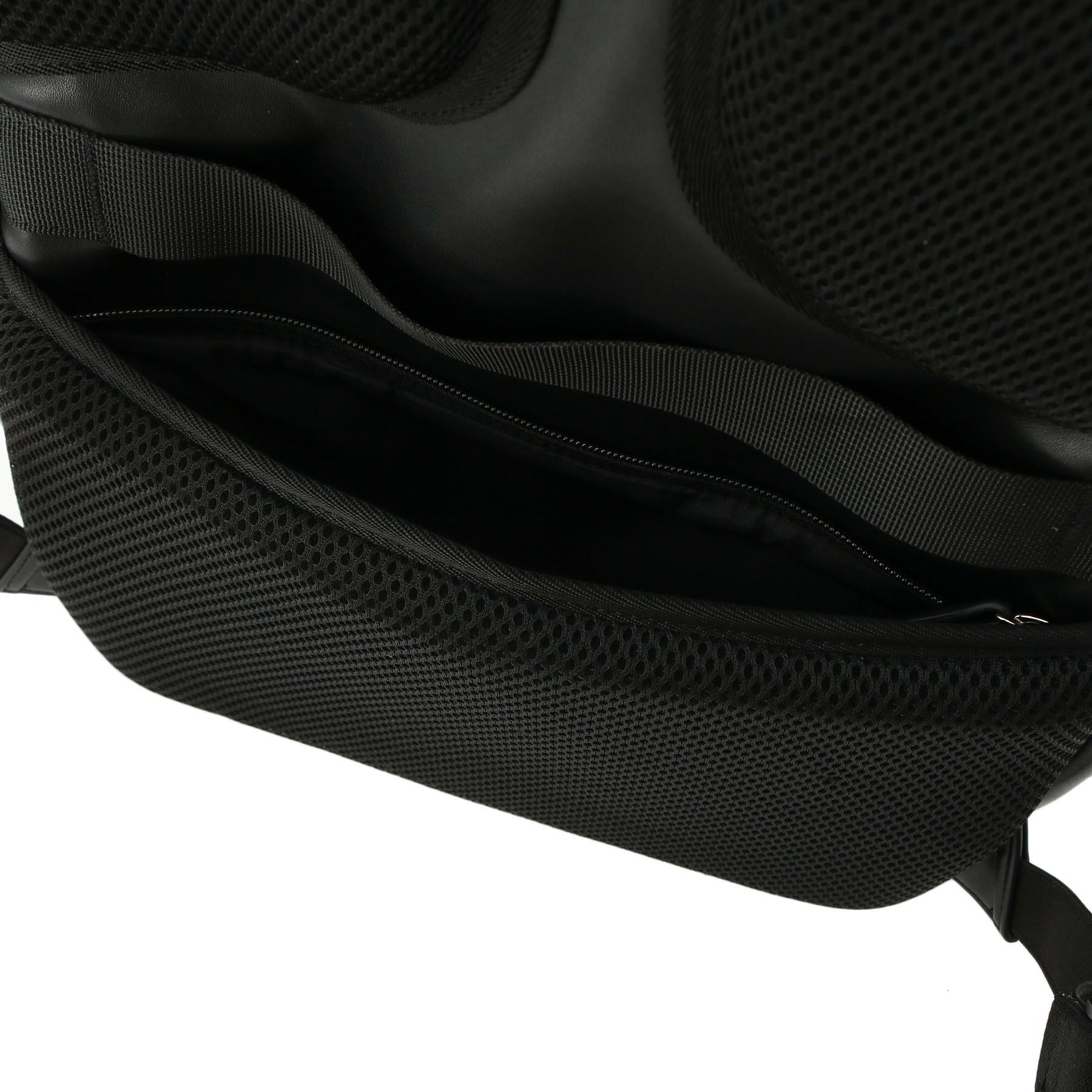 DRESSTERIOR「【荷重軽減】サスペンション リサイクルレザーバックパック」|リュック|