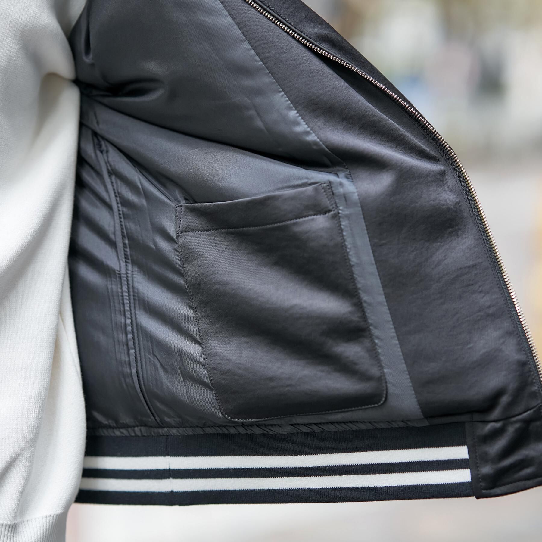 DRESSTERIOR「【MonoMax4月号掲載】ピストルラビット スカジャン」|ブルゾン・スタジャン|