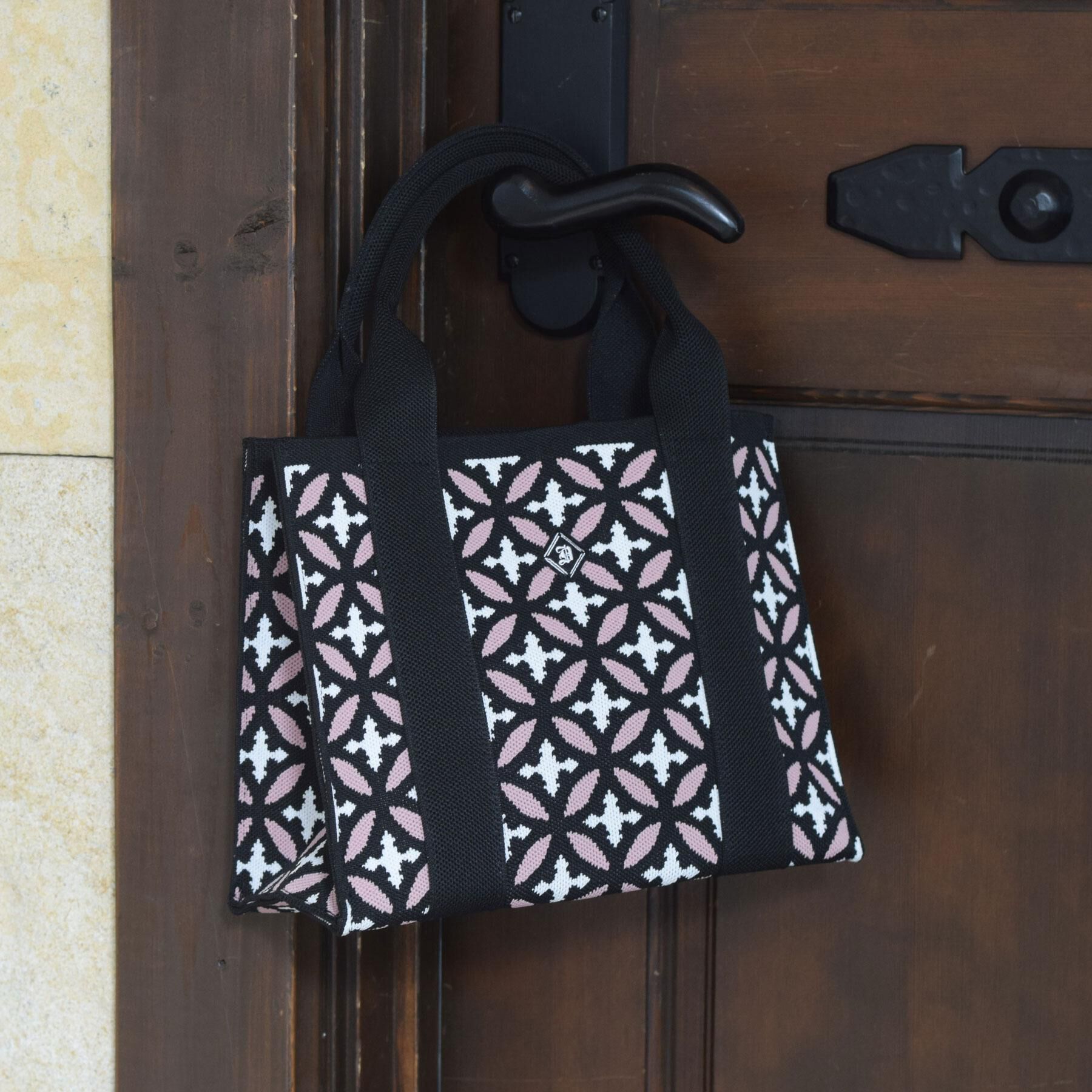 DRESSTERIOR「オーバーラップスモールニットトート」|トートバッグ|