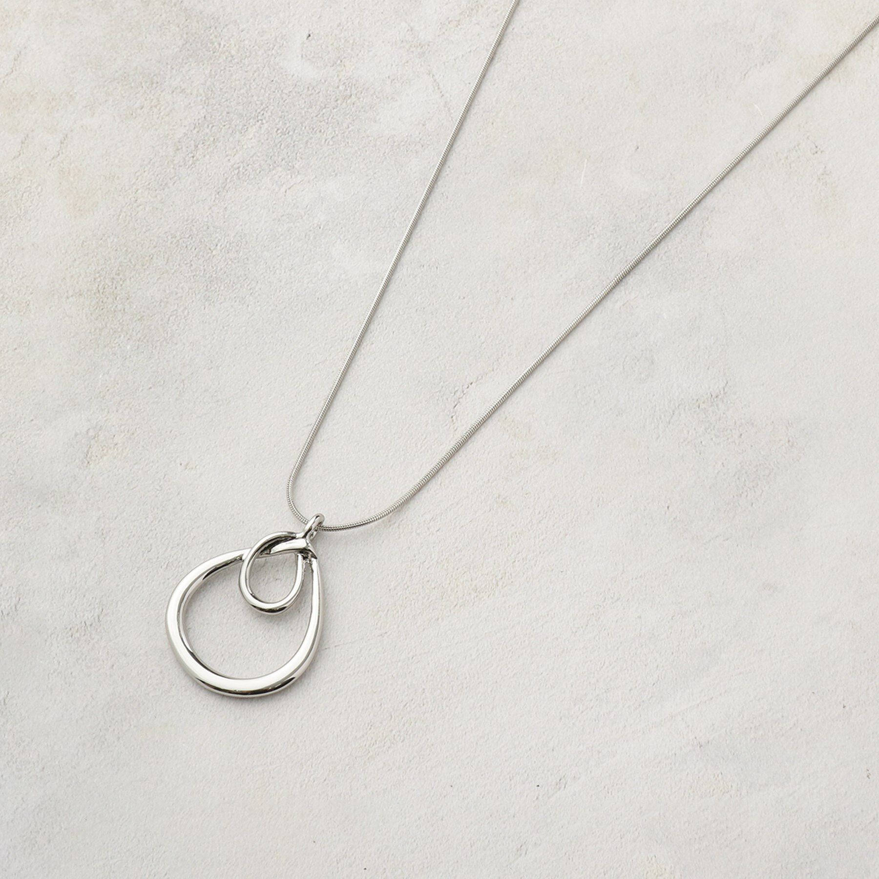 grove「【ネックホルダー】ダブルリングチェーンネックレス」|ネックレス|