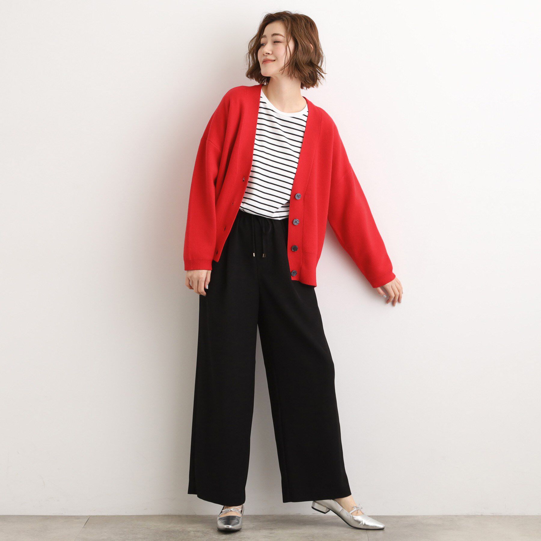 grove「きれい見えとリラックス感を両立。秋の大人カジュアルに効くイージーパンツ」|その他|