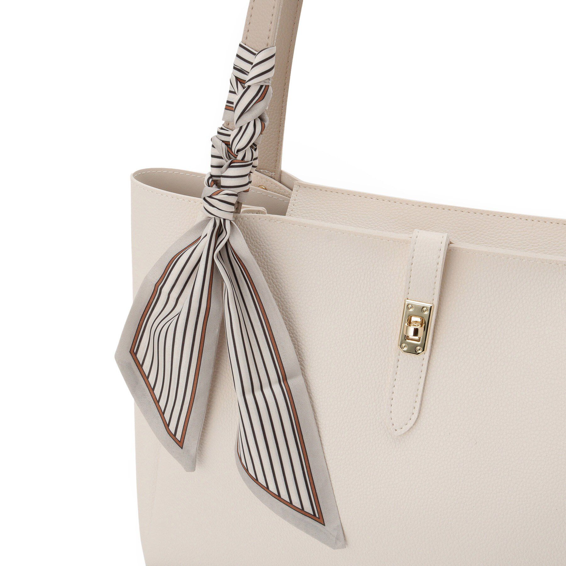 grove「【人間工学/A4】タックベルトヒネリスカーフトート」|トートバッグ|