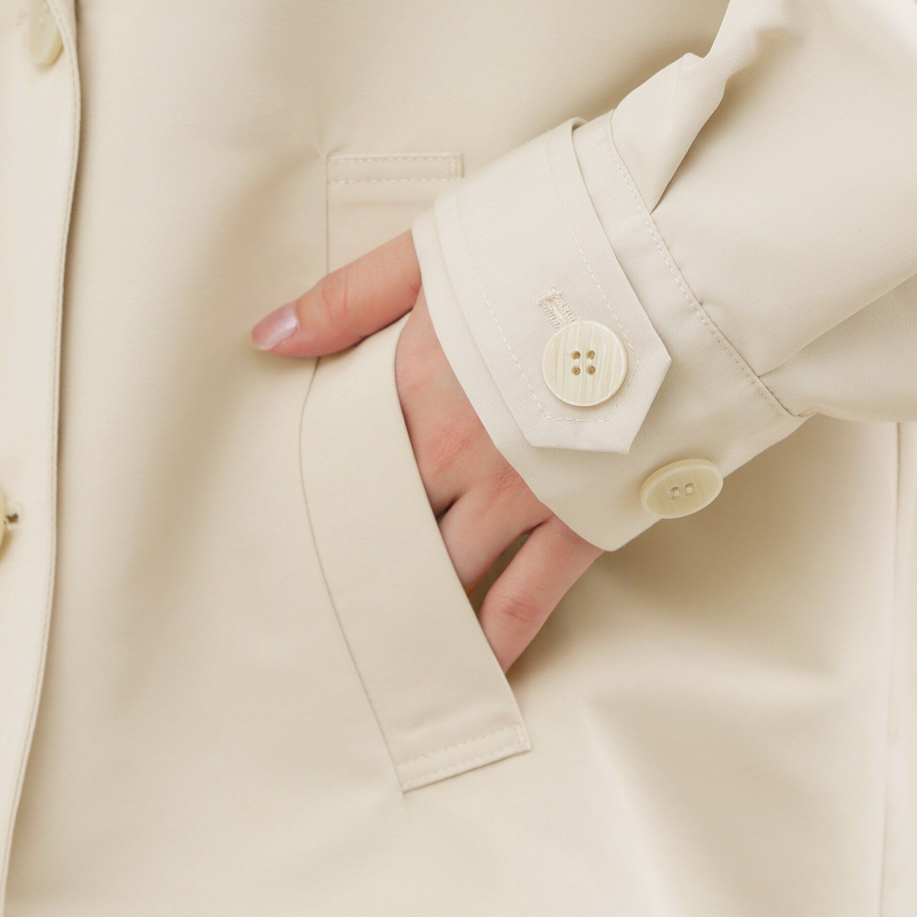 grove「【貴島明日香さん着用】【撥水／シルエット2WAY】軽やかミドルトレンチコート」|トレンチコート|