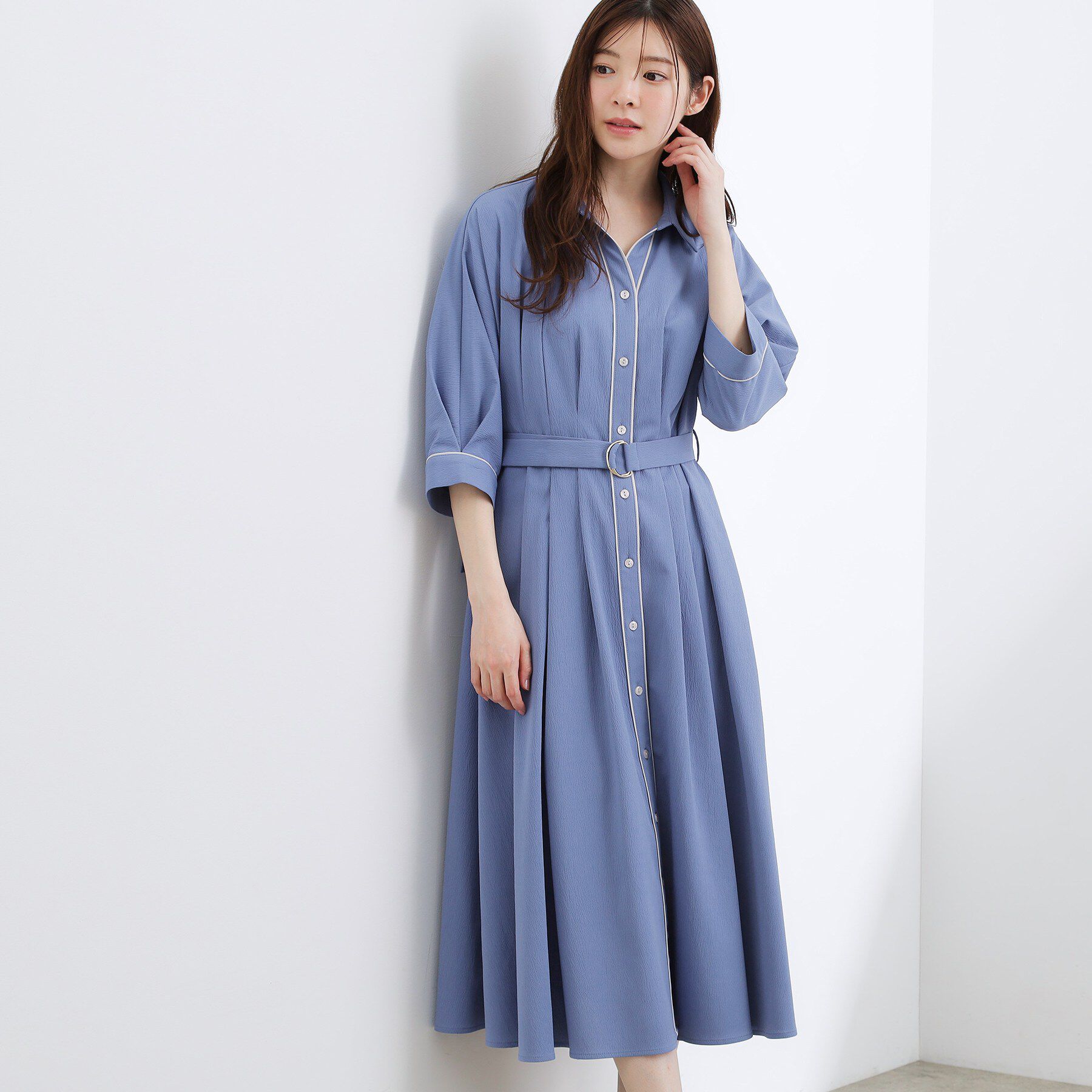 grove「【貴島明日香さん着用・美シルエット】ウエストタック配色ワンピース」|ワンピース|ブルー&times;グレー(59