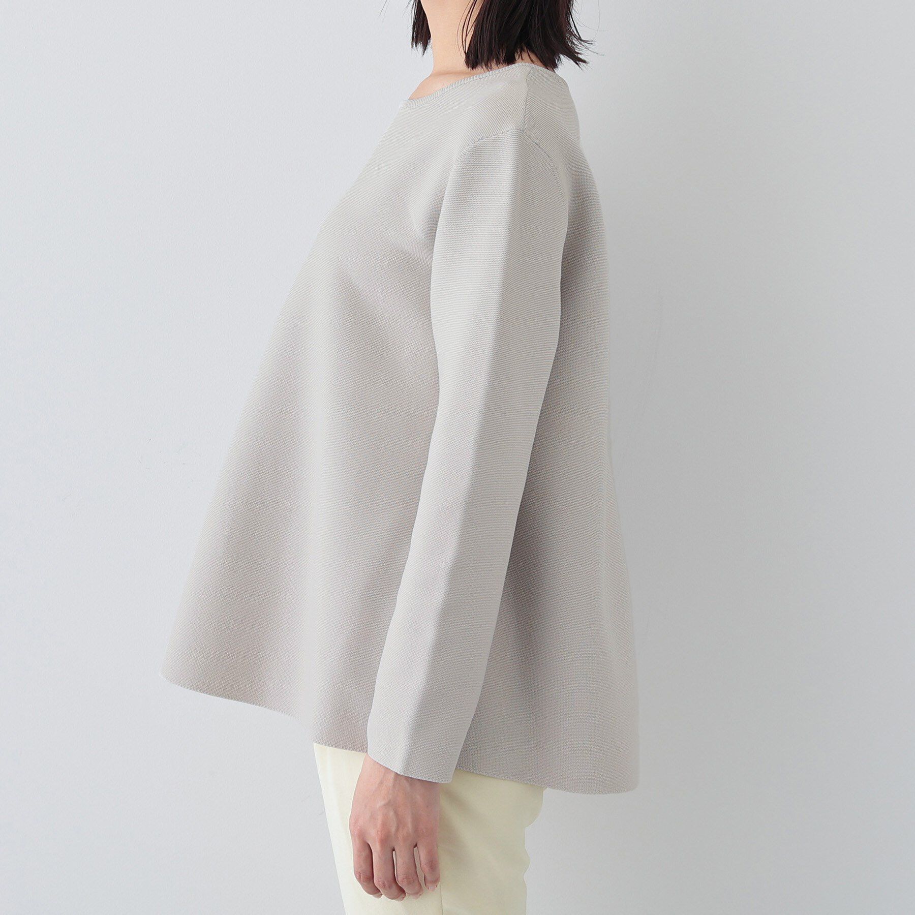 INDIVI「【洗える／軽量】美シルエット ペプラムニット」|ニット・セーター|