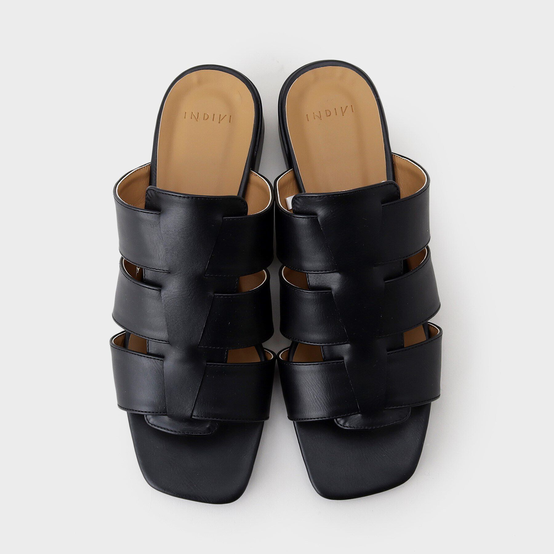 INDIVI「【合皮】グルカ風デザインミュールサンダル」|サンダル|