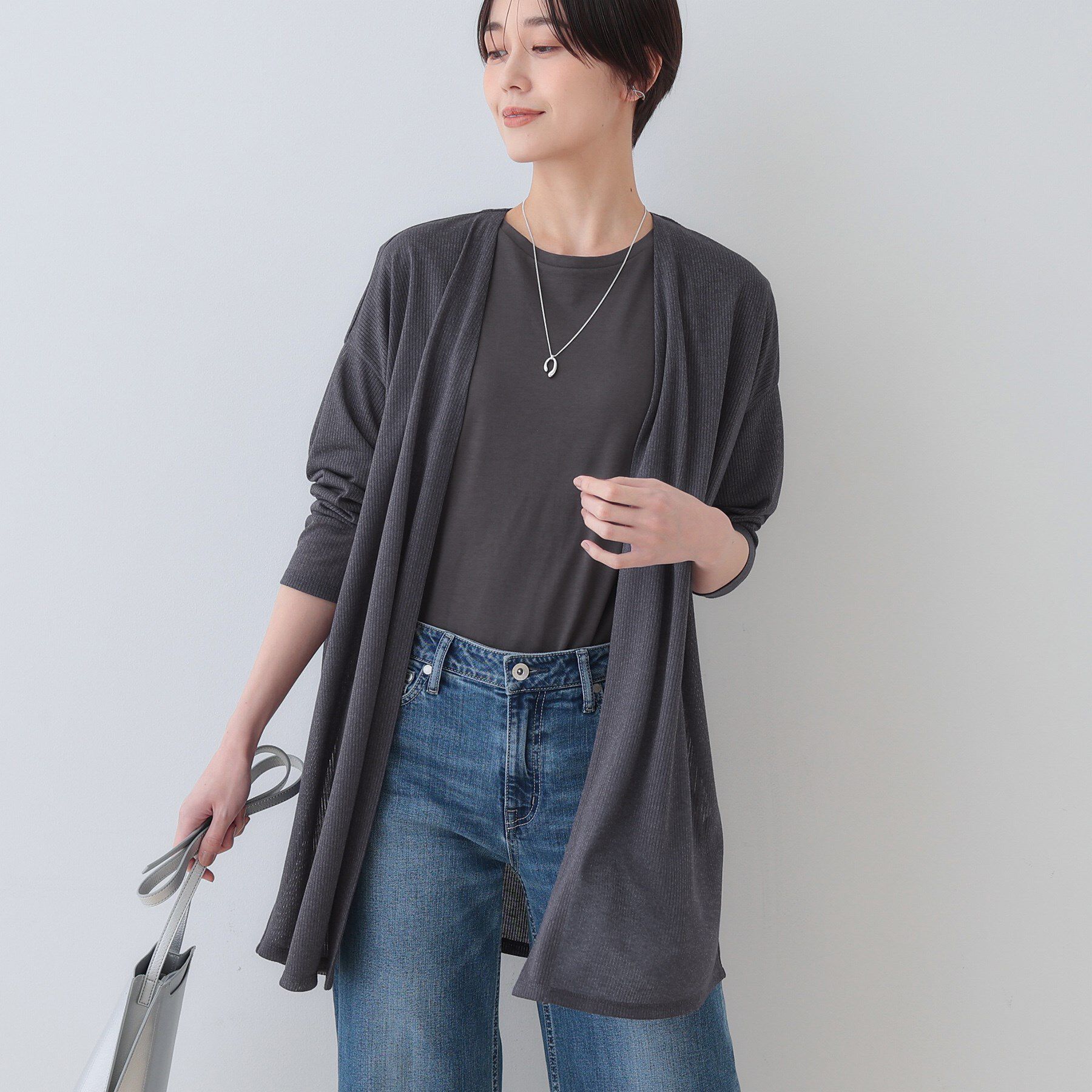 INDIVI「【洗える／シアーストライプ】ロング丈着流しカーディガン」|カーディガン|チャコールグレー(4