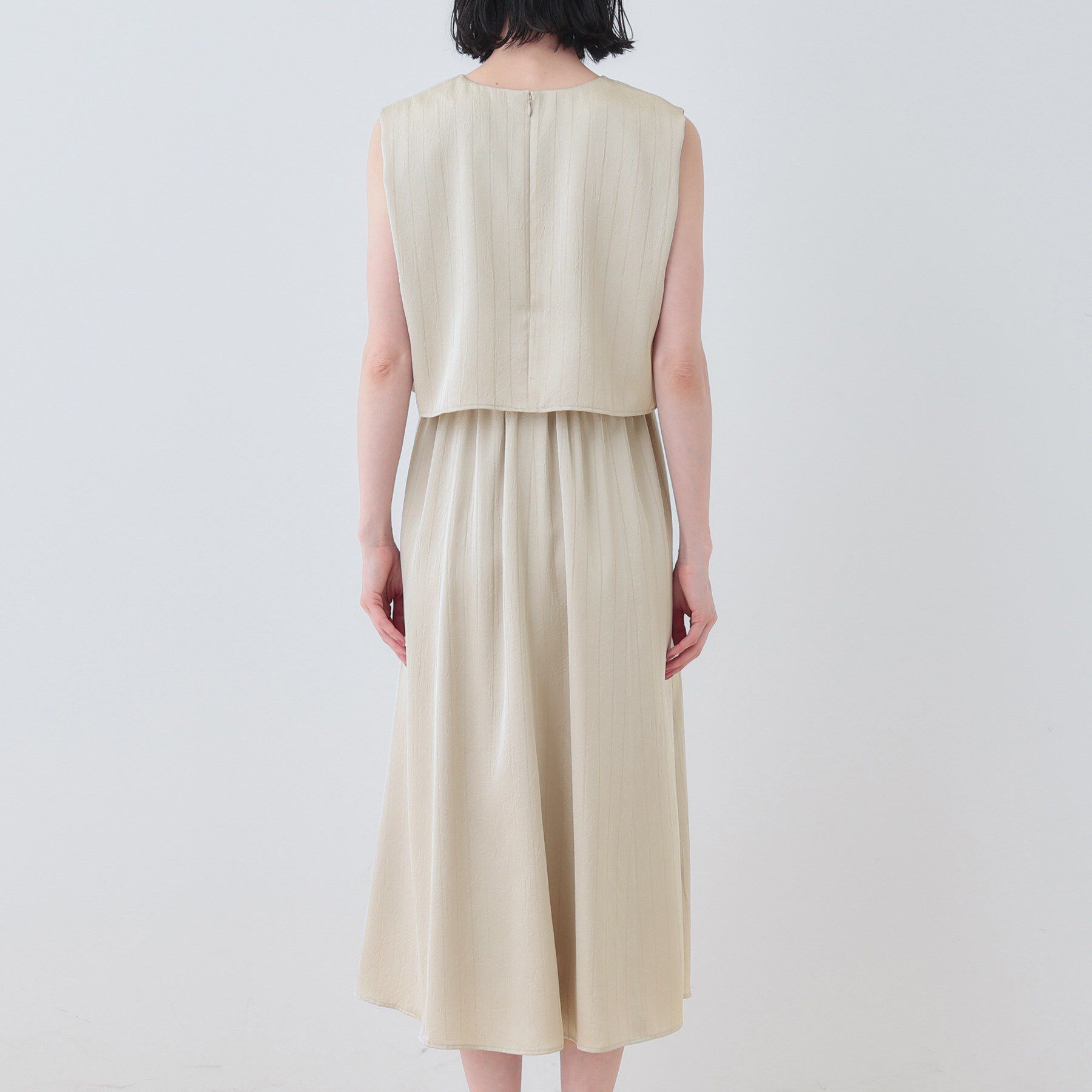 INDIVI「【洗える／UVケア／セット見え】ストライプ柄サテンワンピース」|ワンピース|