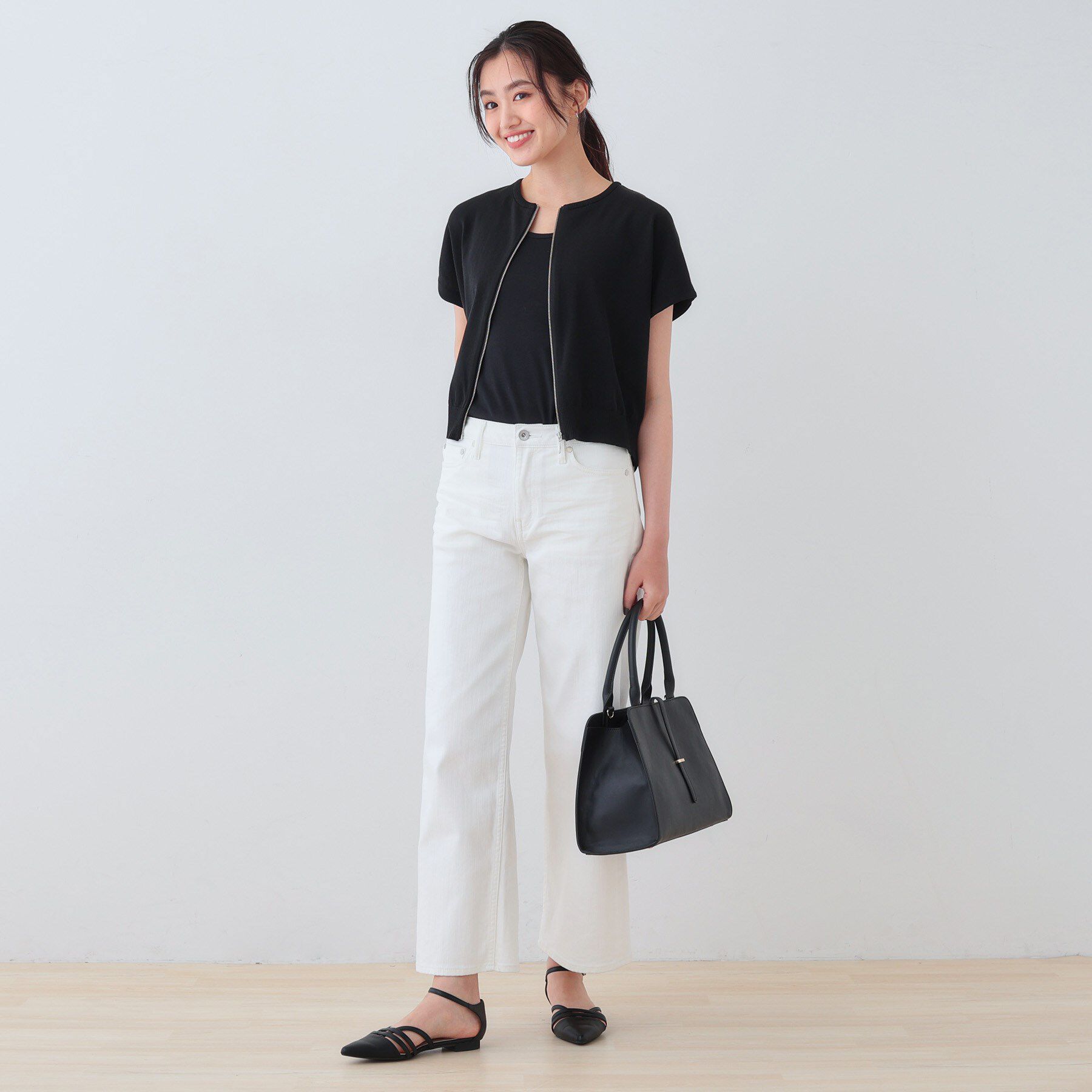 INDIVI「【洗える】ブルゾン風ジップニットベスト」|ニット・セーター|