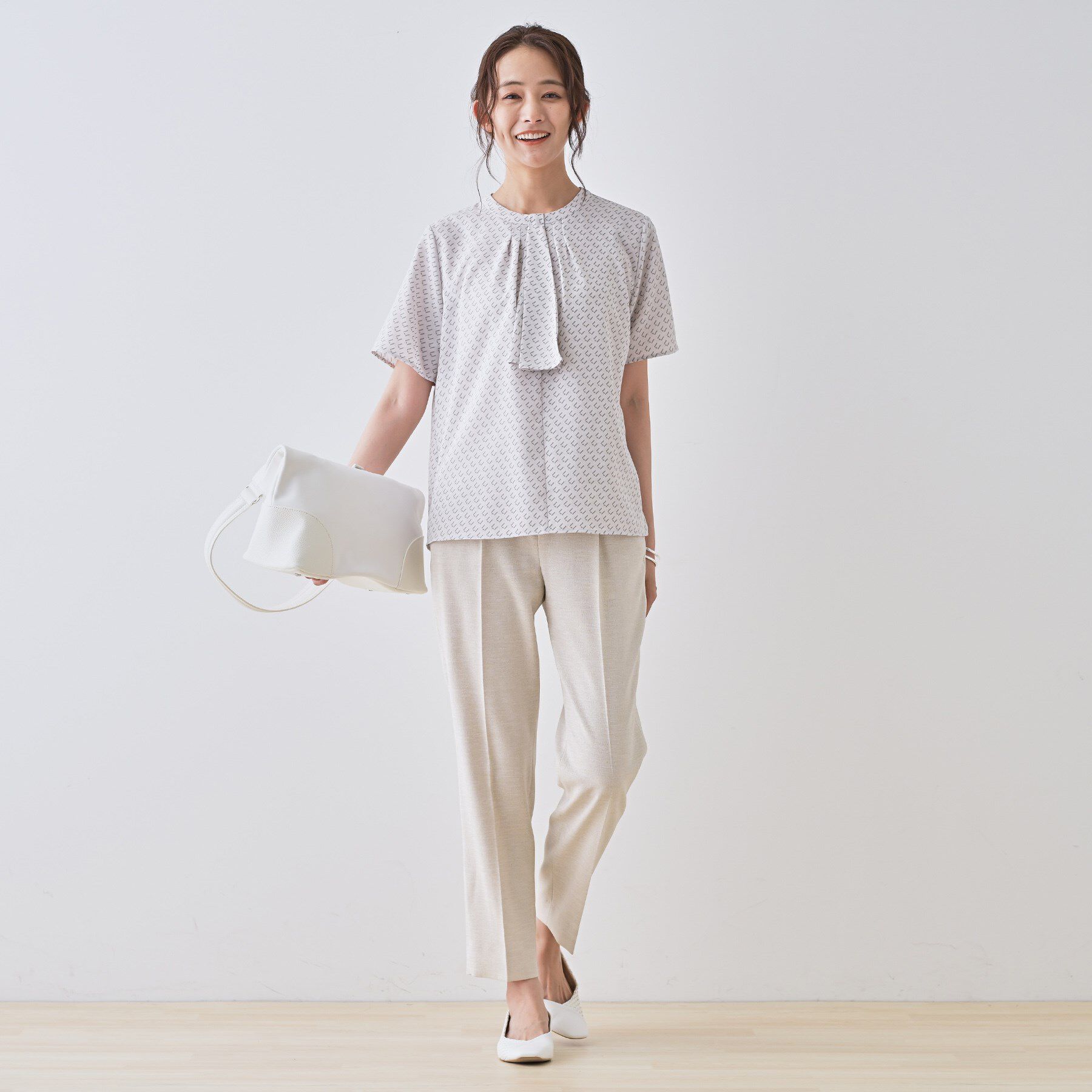 INDIVI「【洗える／UVケア】幾何学柄＆無地ボウタイブラウス」|シャツ・ブラウス|