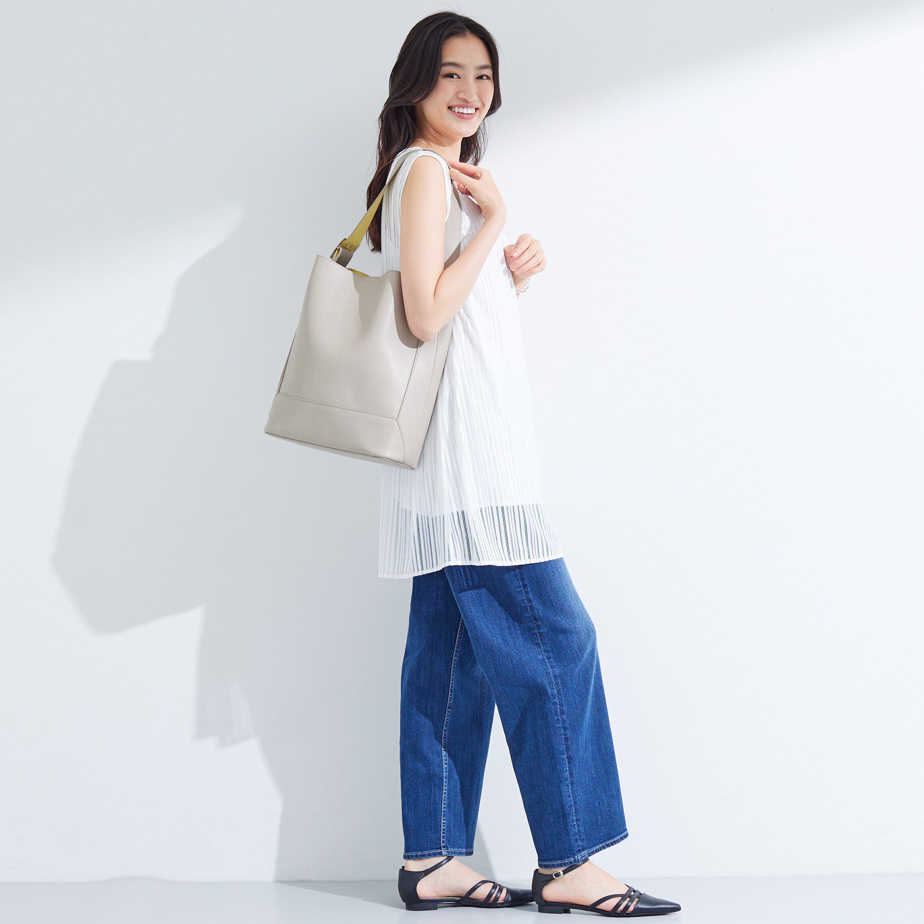 INDIVI「【A4サイズ対応】ワンショルダートートバッグ」|トートバッグ|