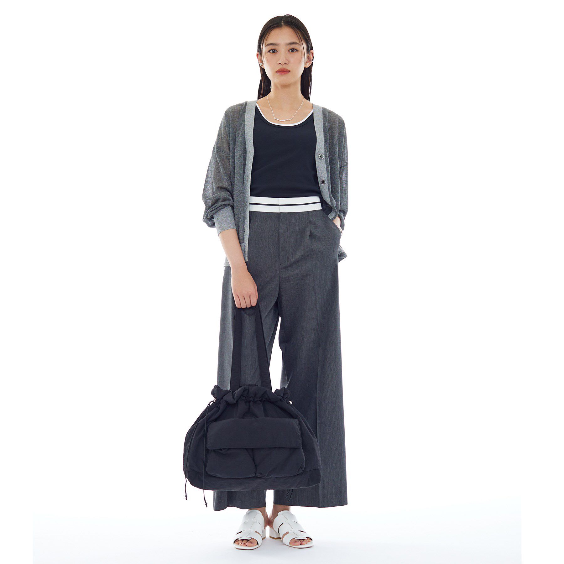 INDIVI「新色登場！【超軽量】フロントポケットバッグ」|トートバッグ|