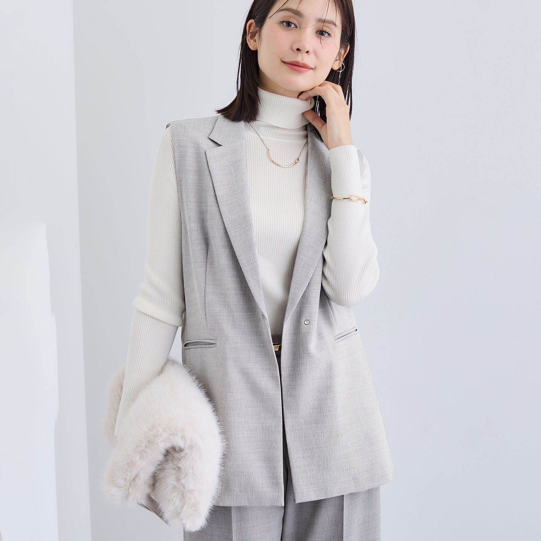 INDIVI「【セットアップ可能】凹凸ストレッチ素材テーラードカラージレジャケット」|テーラードジャケット|ライトグレー(611