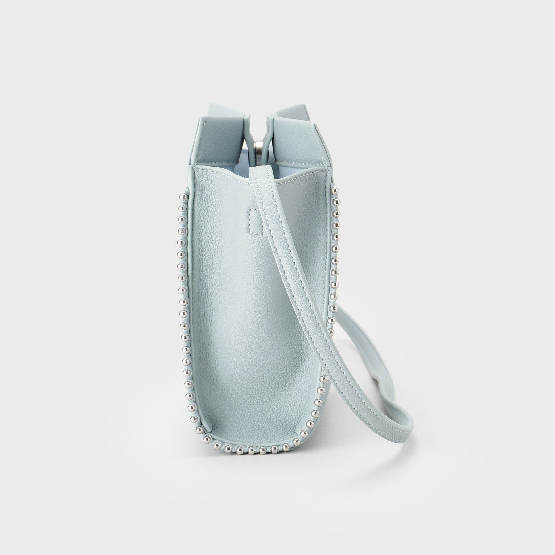 INDIVI「【合皮】スタッズ風メタルポシェットバッグ」|ショルダー・メッセンジャー|