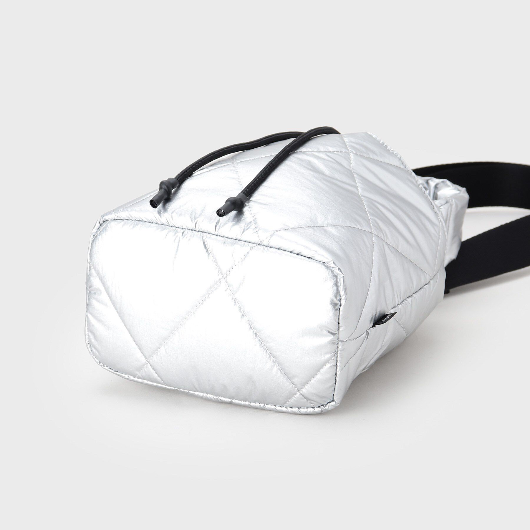 INDIVI「【大人カジュアル／ショルダー付】ふかふか巾着バッグ」|ハンドバッグ|