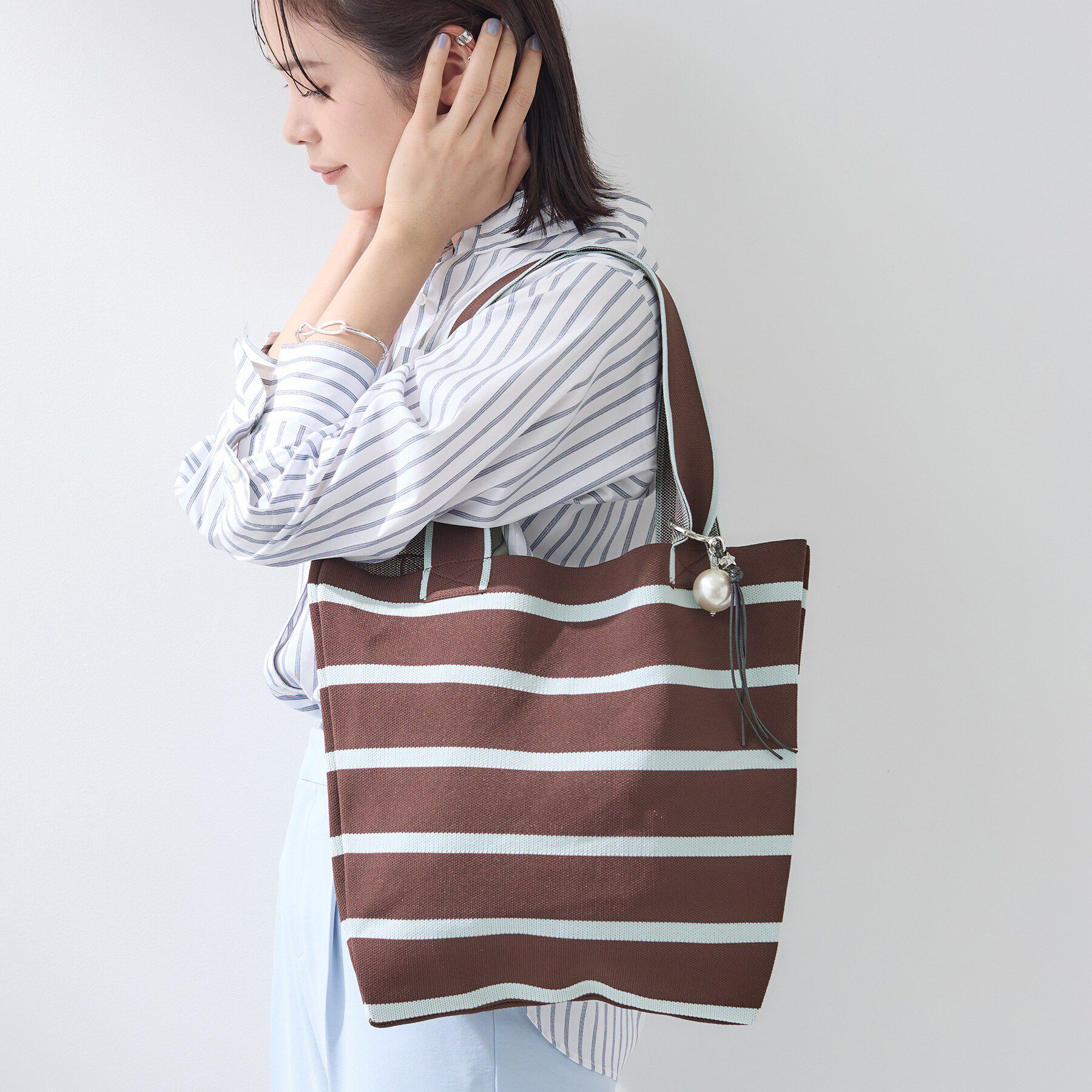 INDIVI「【WEB限定カラー／A4収納】柄ニットバッグ」|トートバッグ|ブラウン(343)