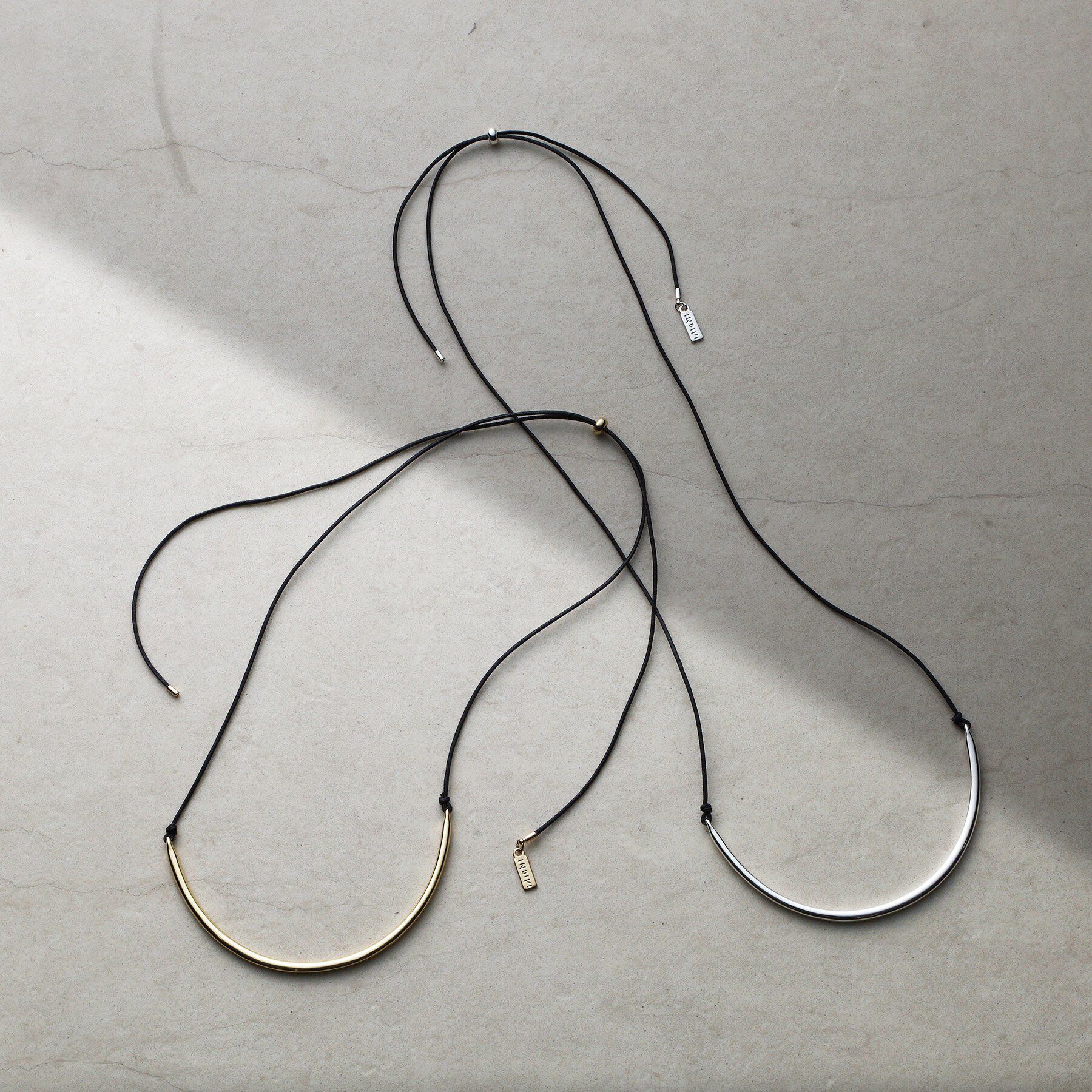 INDIVI「【長さ調整自由】メタルカーブバーネックレス」|ネックレス|