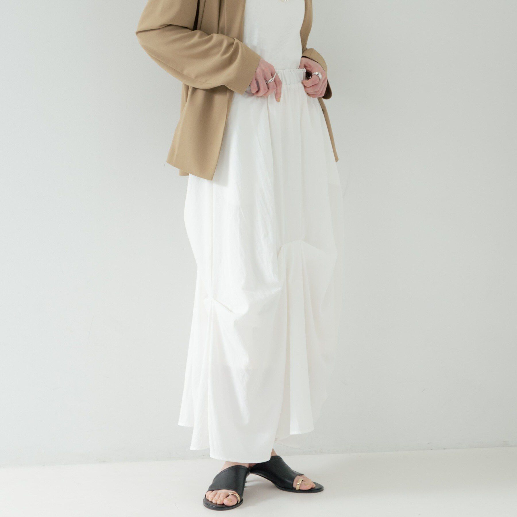 GALLEST「ランダムタックスカート」|スカート|オフホワイト(003