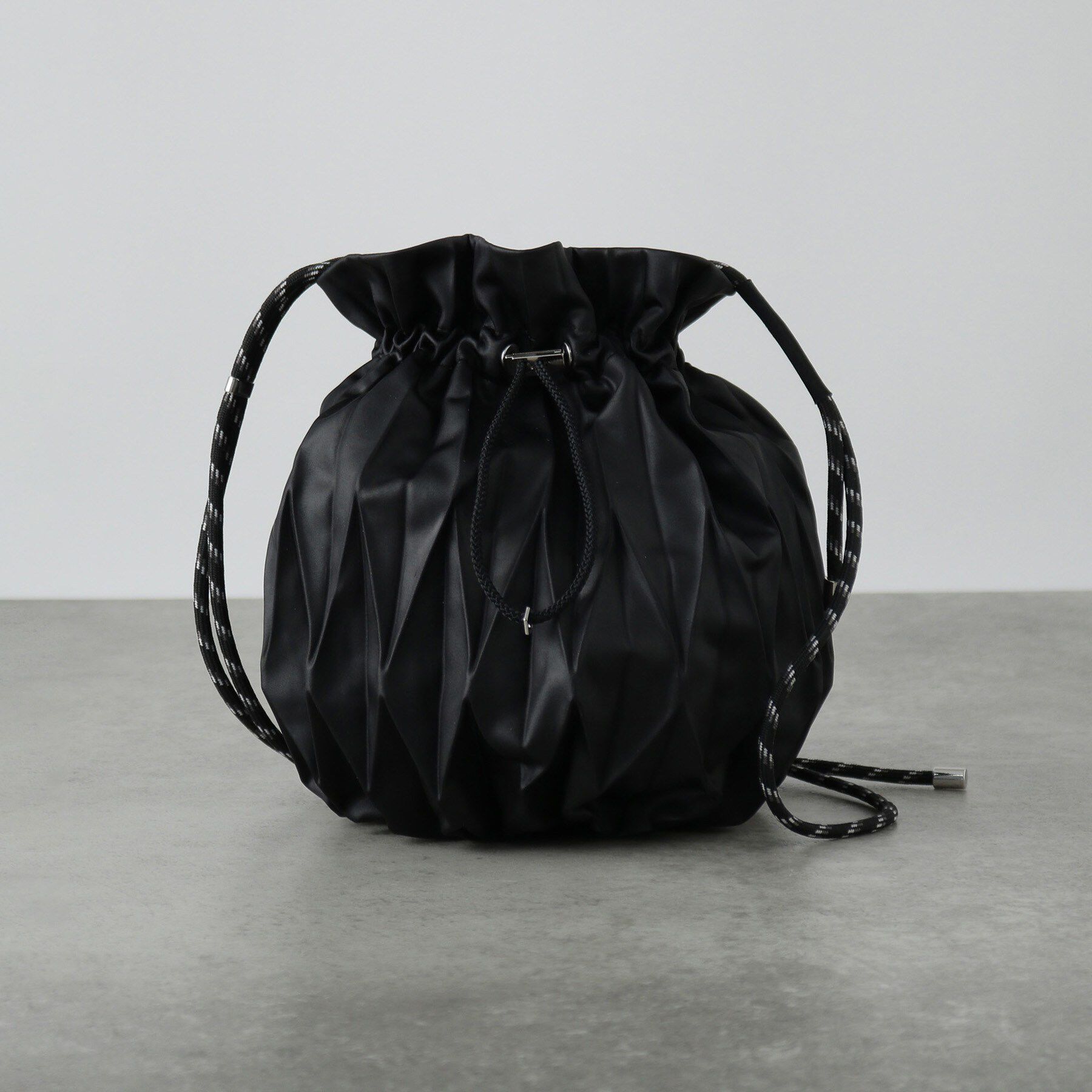 GALLEST「【RECAMIER】プリーツ巾着 middle」|ショルダー・メッセンジャー|ブラック(019)