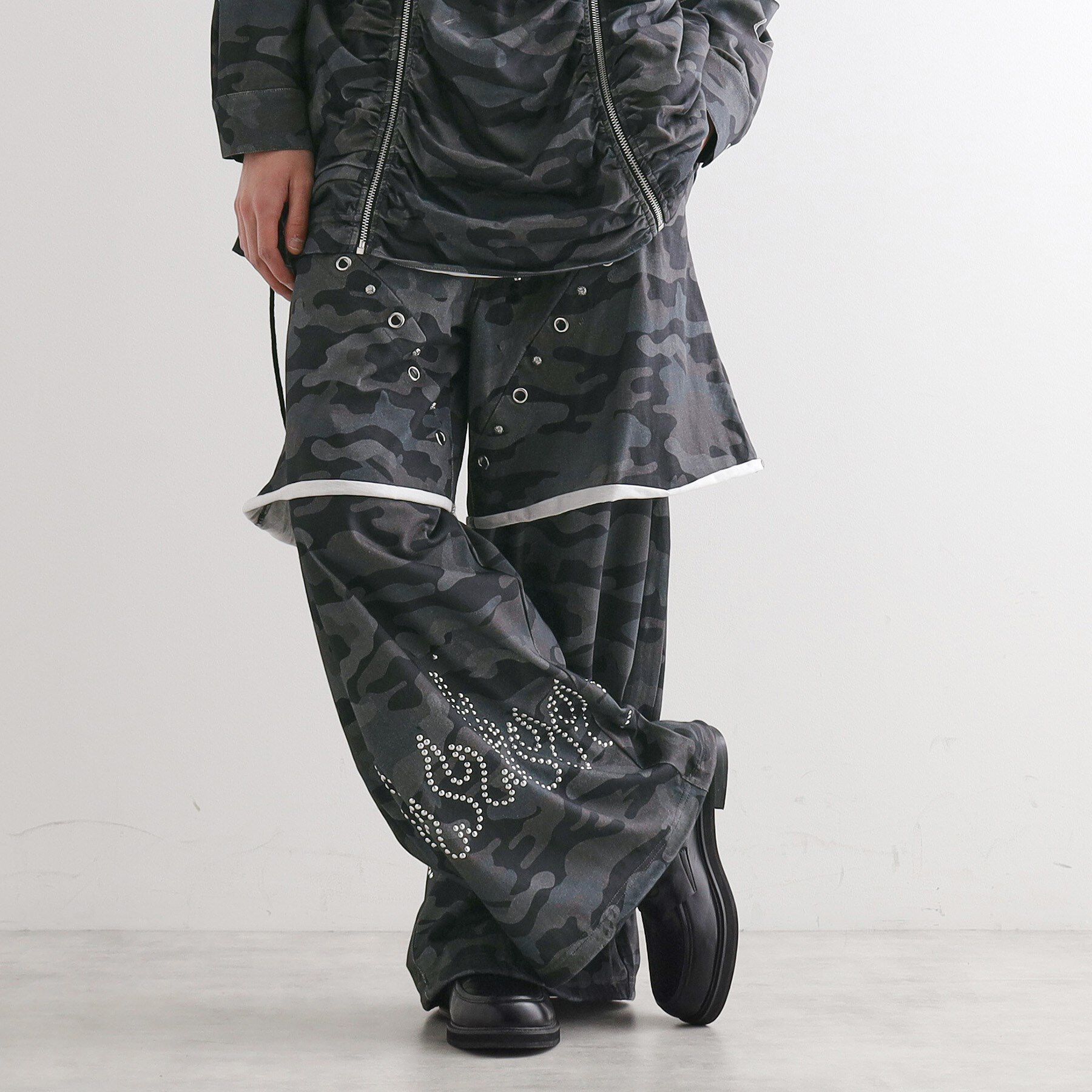 tk.TAKEO KIKUCHI「K&rsquo;PJT by AOI 『Lightweight Pants』」|その他|