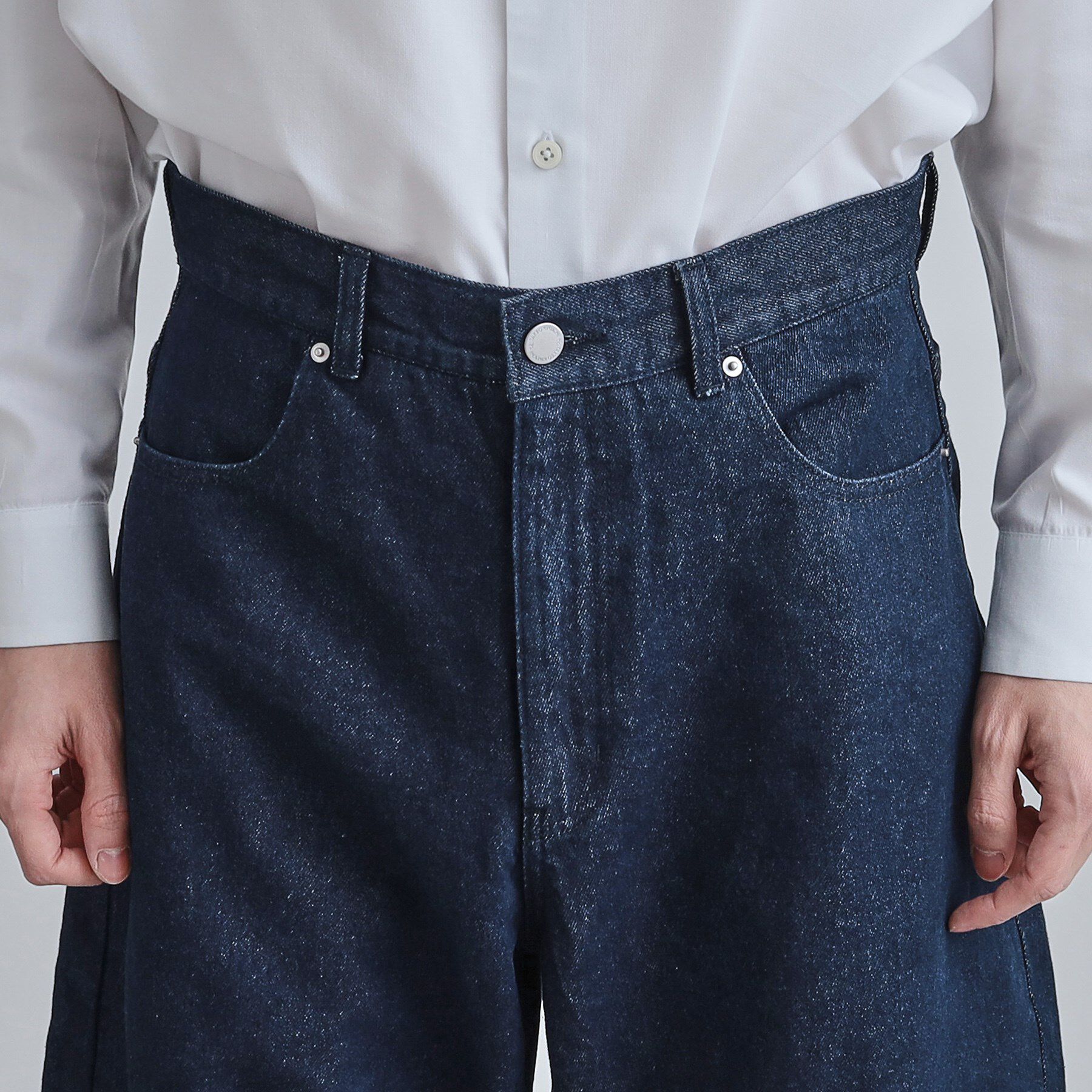 tk.TAKEO KIKUCHI「カーブステッチデニム」|デニム|