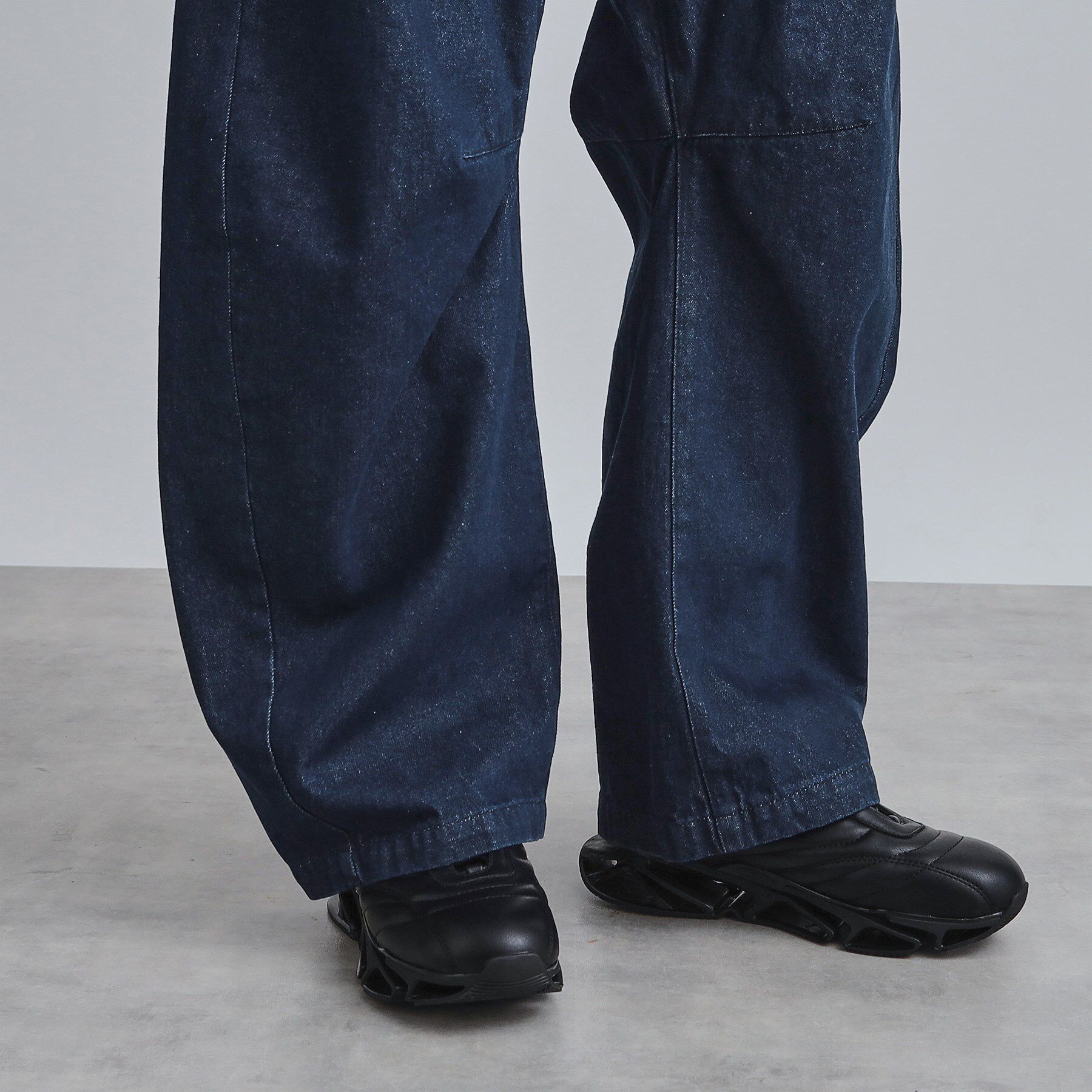 tk.TAKEO KIKUCHI「カーブステッチデニム」|デニム|