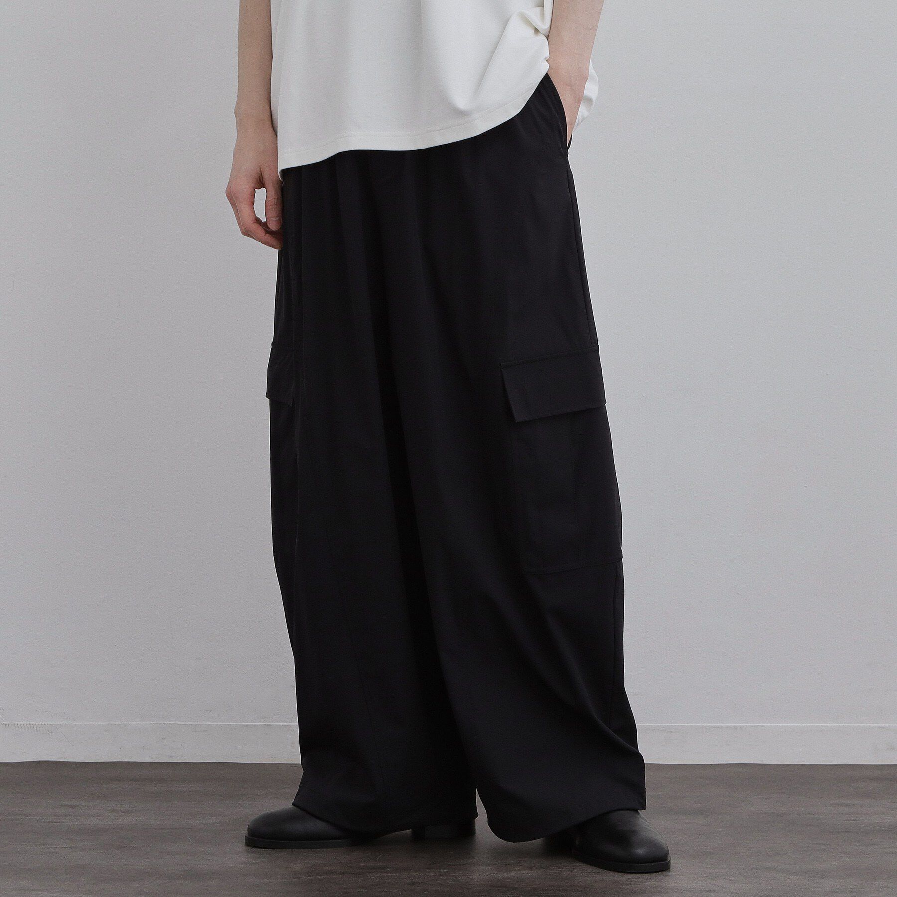 tk.TAKEO KIKUCHI「カッティングカーゴパンツ」|その他|ブラック(019)