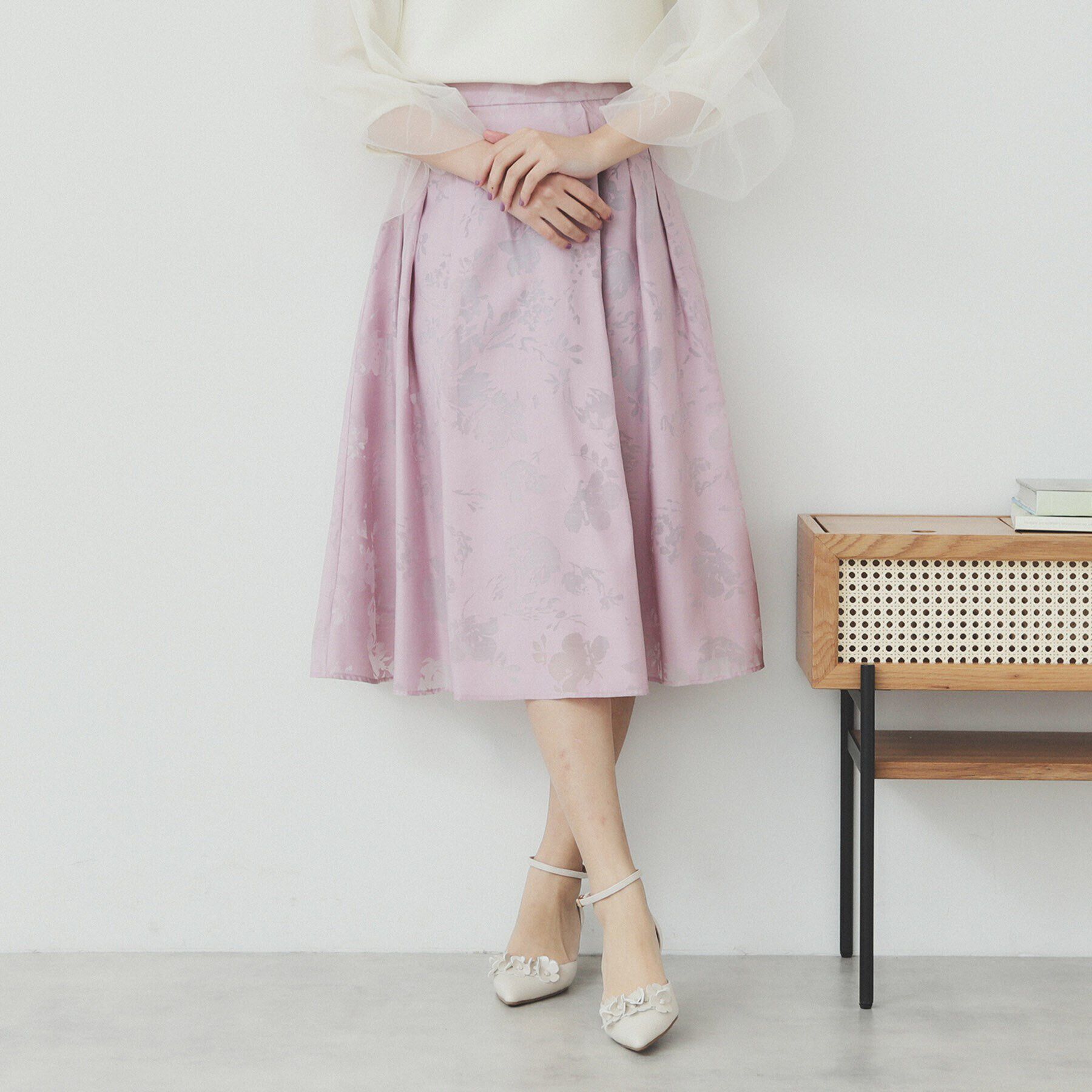 index「フラワータックフレアスカート【洗濯機洗い可】」|スカート|