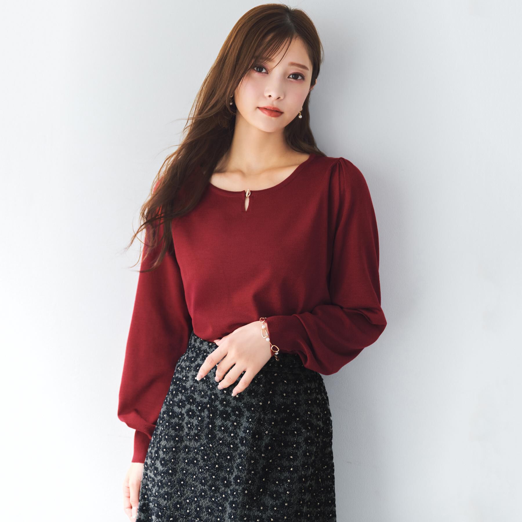 index「パール調パーツ付きクルーネックニット【洗濯機OK】《8col/XS～3L》」|ニット・セーター|