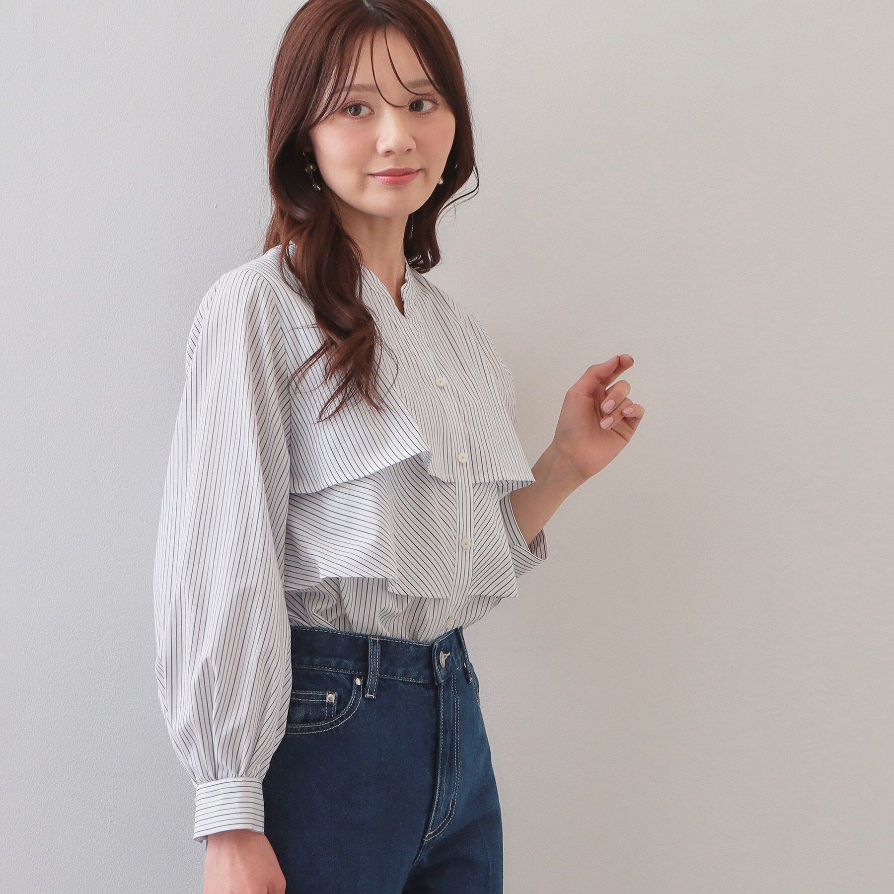 index「フリルキーネックシャツ【洗濯機OK/イージーアイロン/防シワ】《XS～LL/7col》」|シャツ・ブラウス|