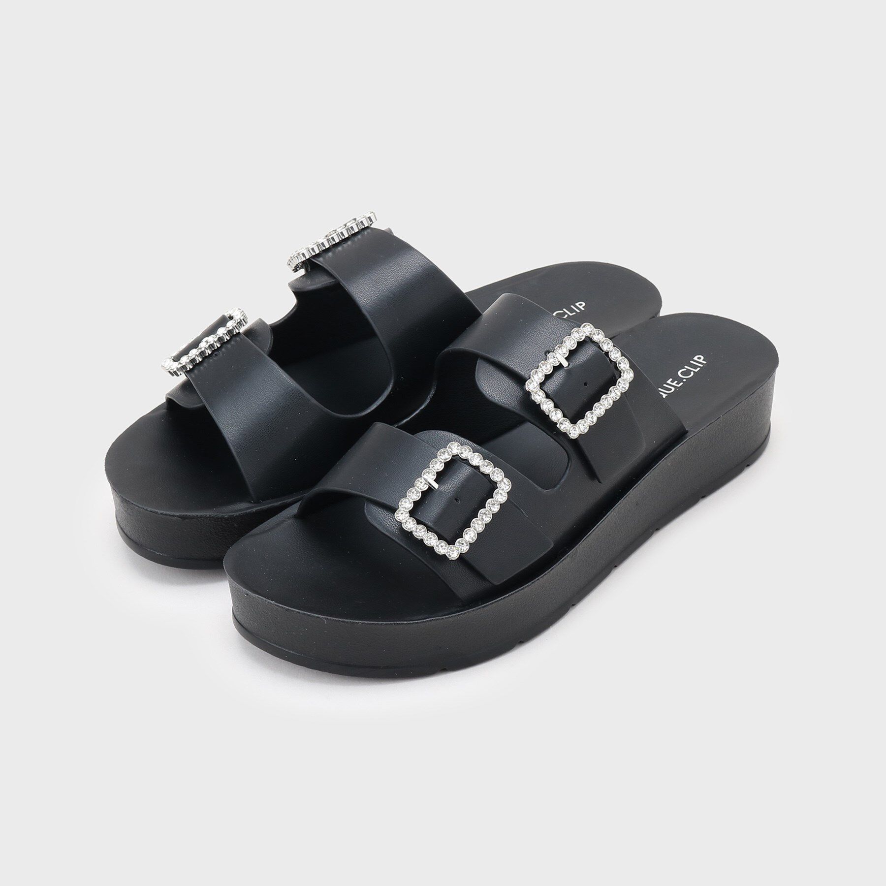 OPAQUE.CLIP「ビジューバックルダブルベルトサンダル」|サンダル|ブラック(019)