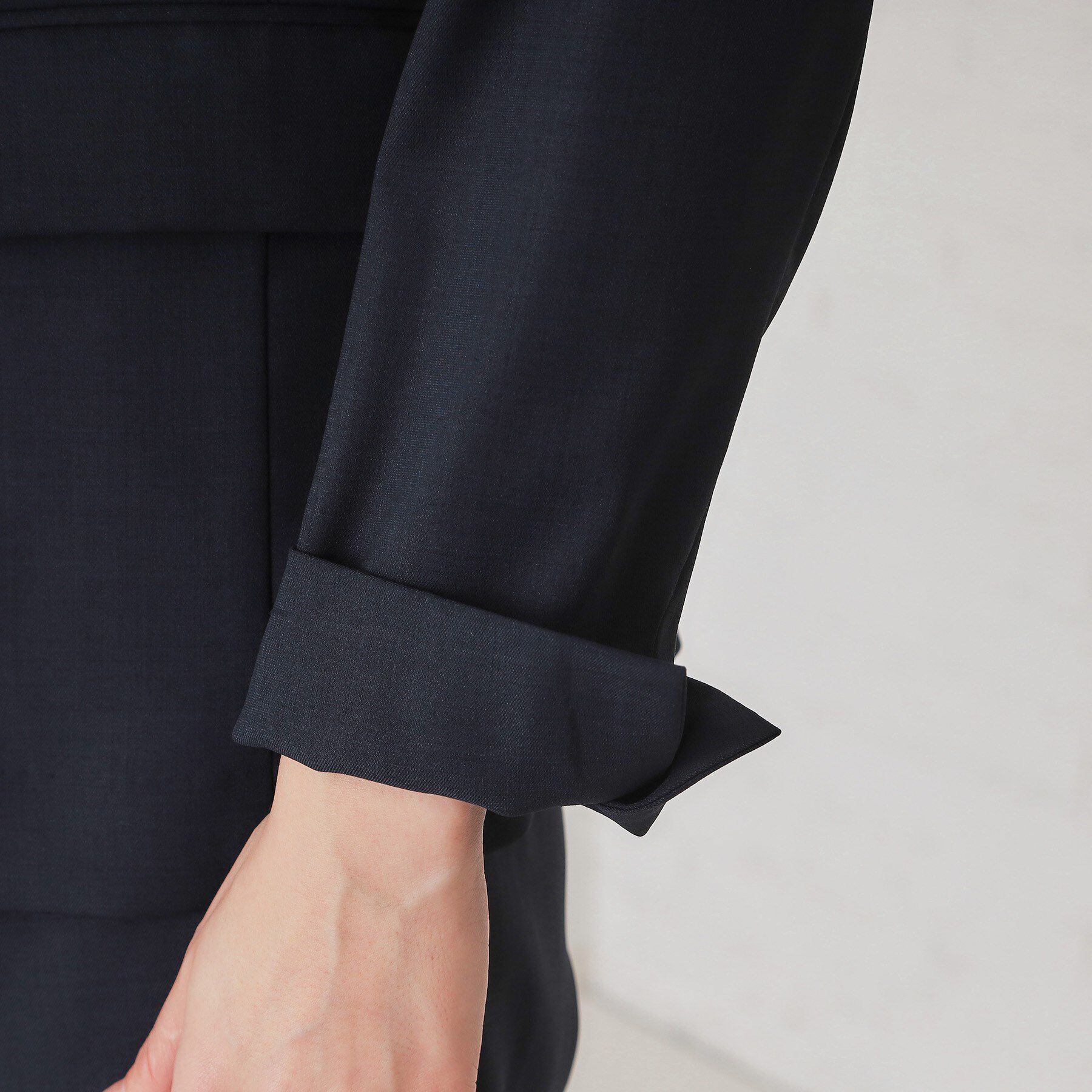 OPAQUE.CLIP「ストレッチリネンライクVネックジャケット/セットアップ対応【洗濯機洗い可/防シワ】」|ノーカラージャケット|